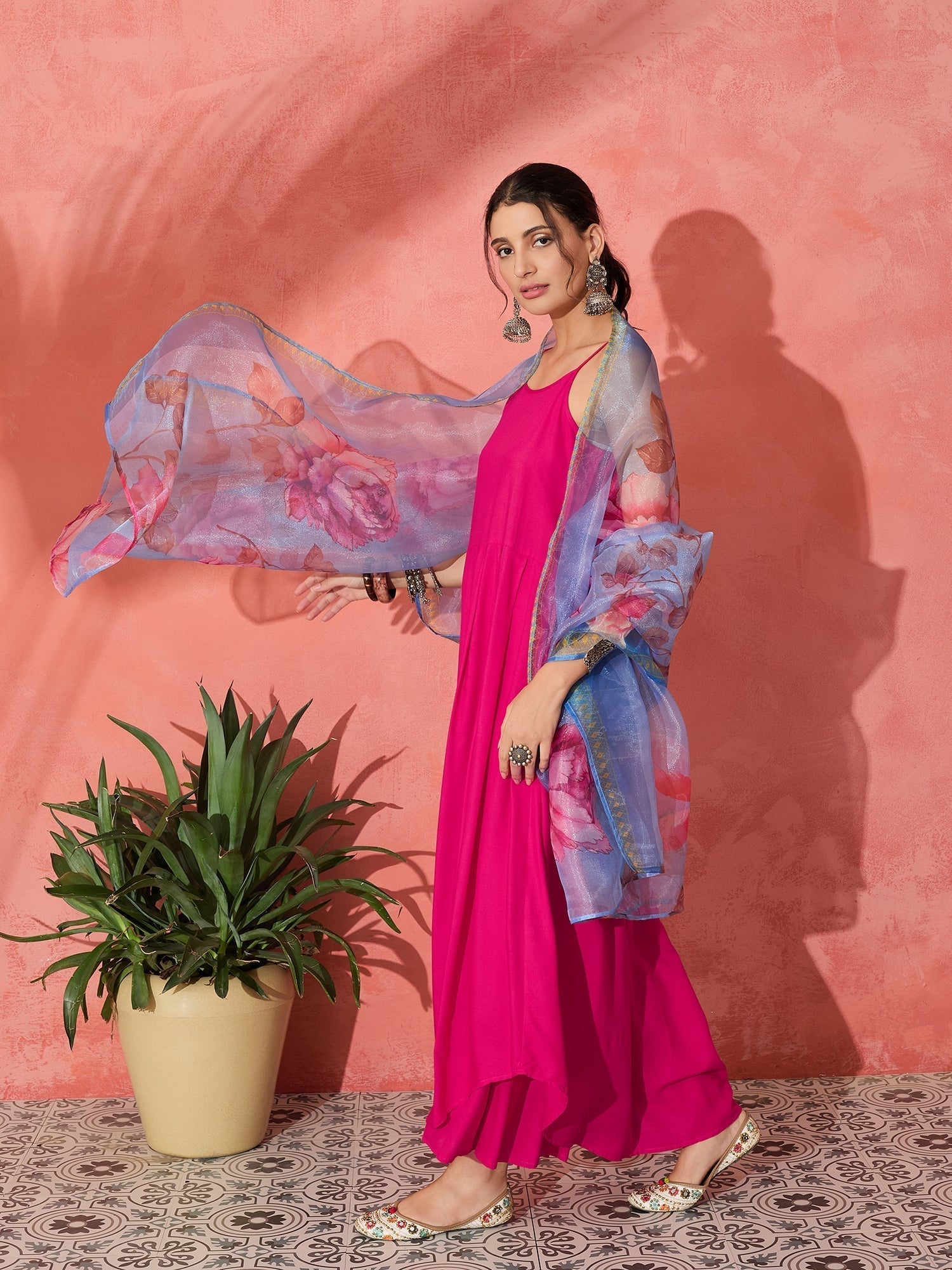 InWeave Fuchsia Strappy Set With Blue Fuchsia Organza Dupatta 