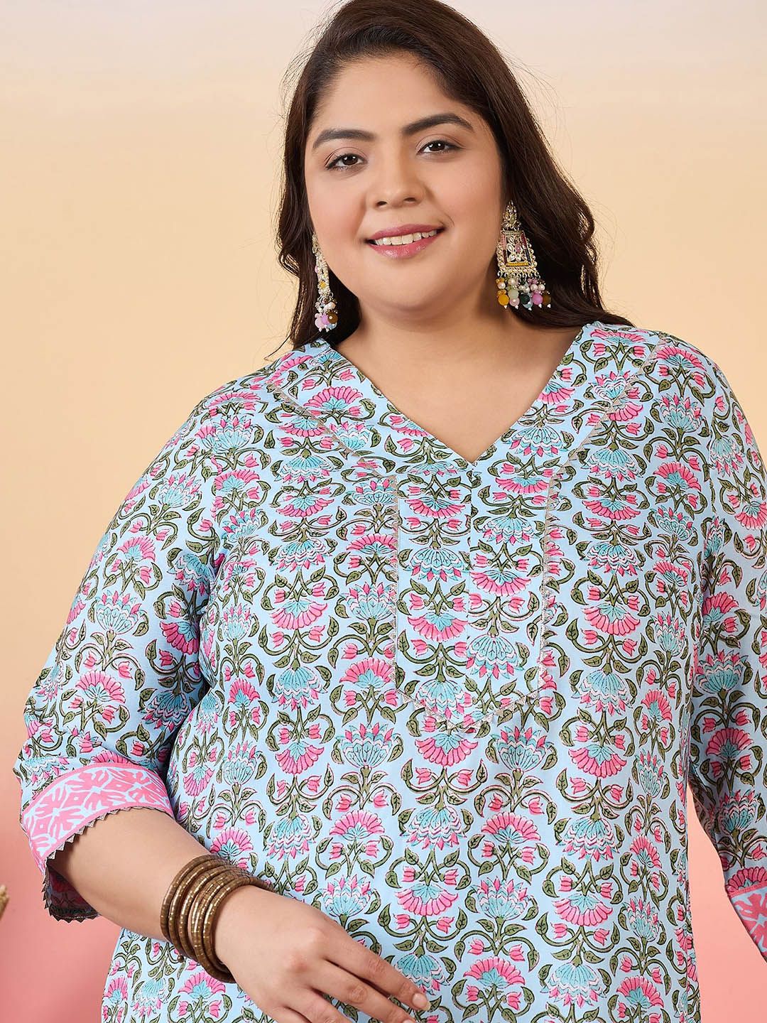 Sztori Women Floral Printed Regular Kurta with Trousers