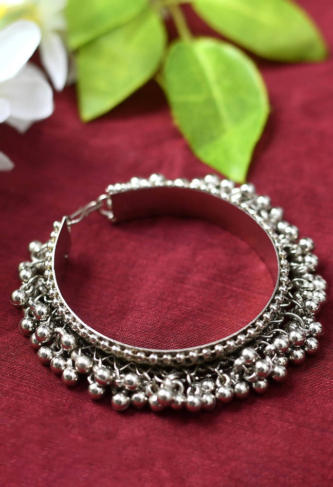 Mominos Fashion Kamal Johar Oxidised Silver-Plated Ghungroo Handcraft Bracelet 