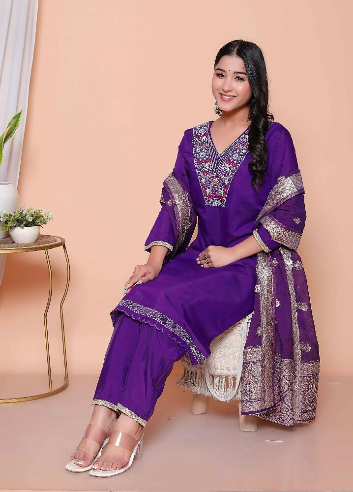Miravan Womens Purple Muslin Straight Kurta And Palazzo With Dupatta Suit Set