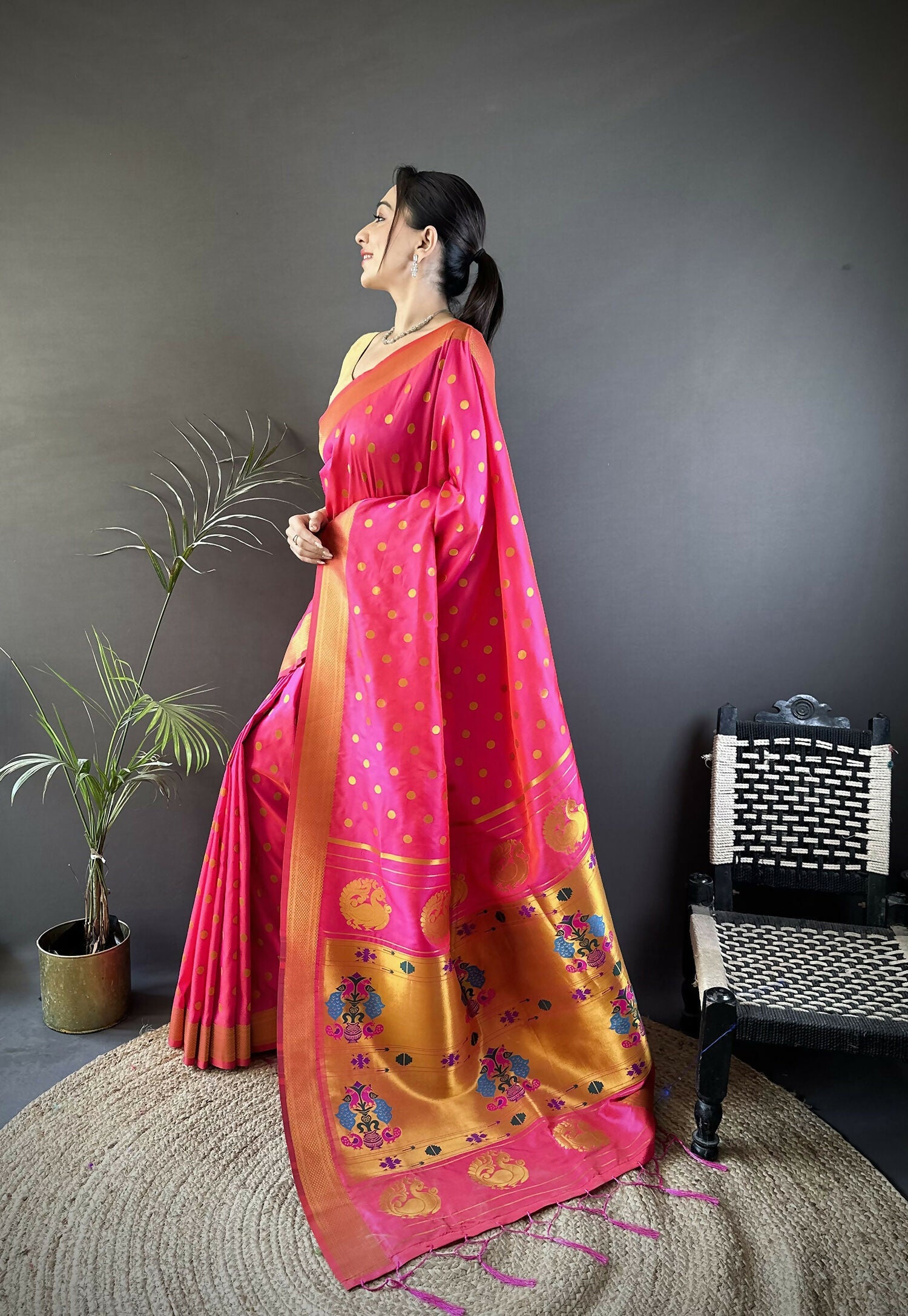 Joban Fashion Hot Pink Polka Dot Lichi Silk Paithani Silk Saree