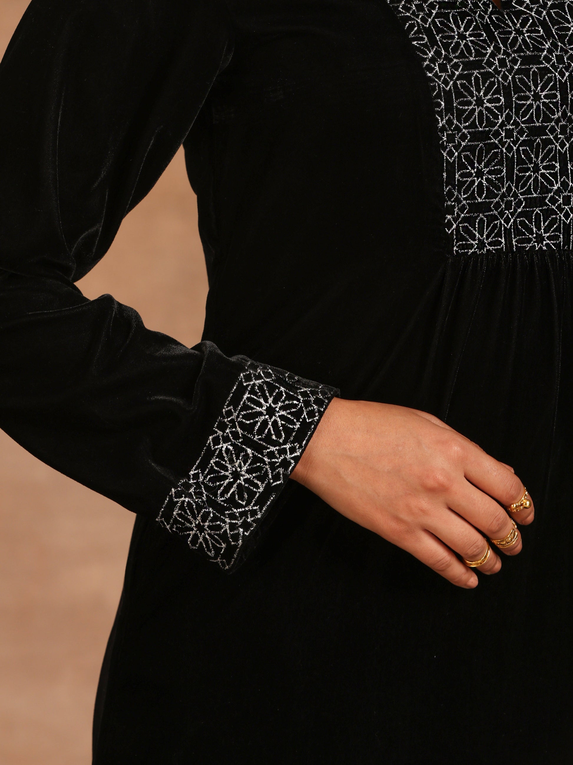 trueBrowns Black Velvet Embroidered Kurta 