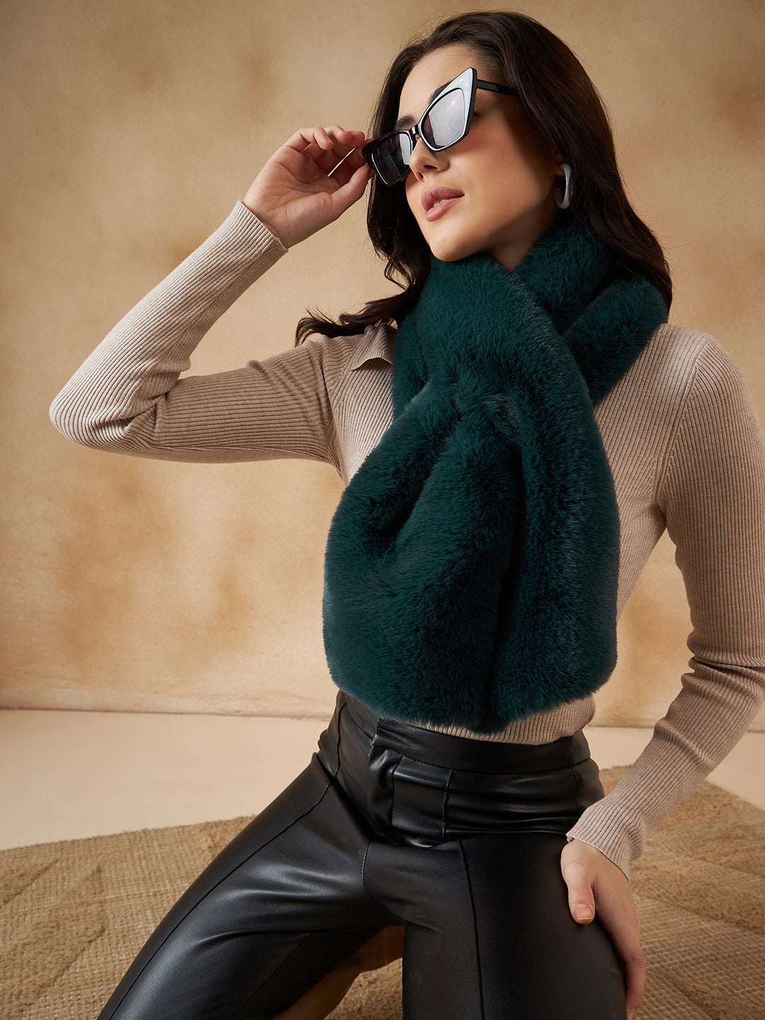 InWeave Women's Dark Teal Faux Fur Neck Warmer 