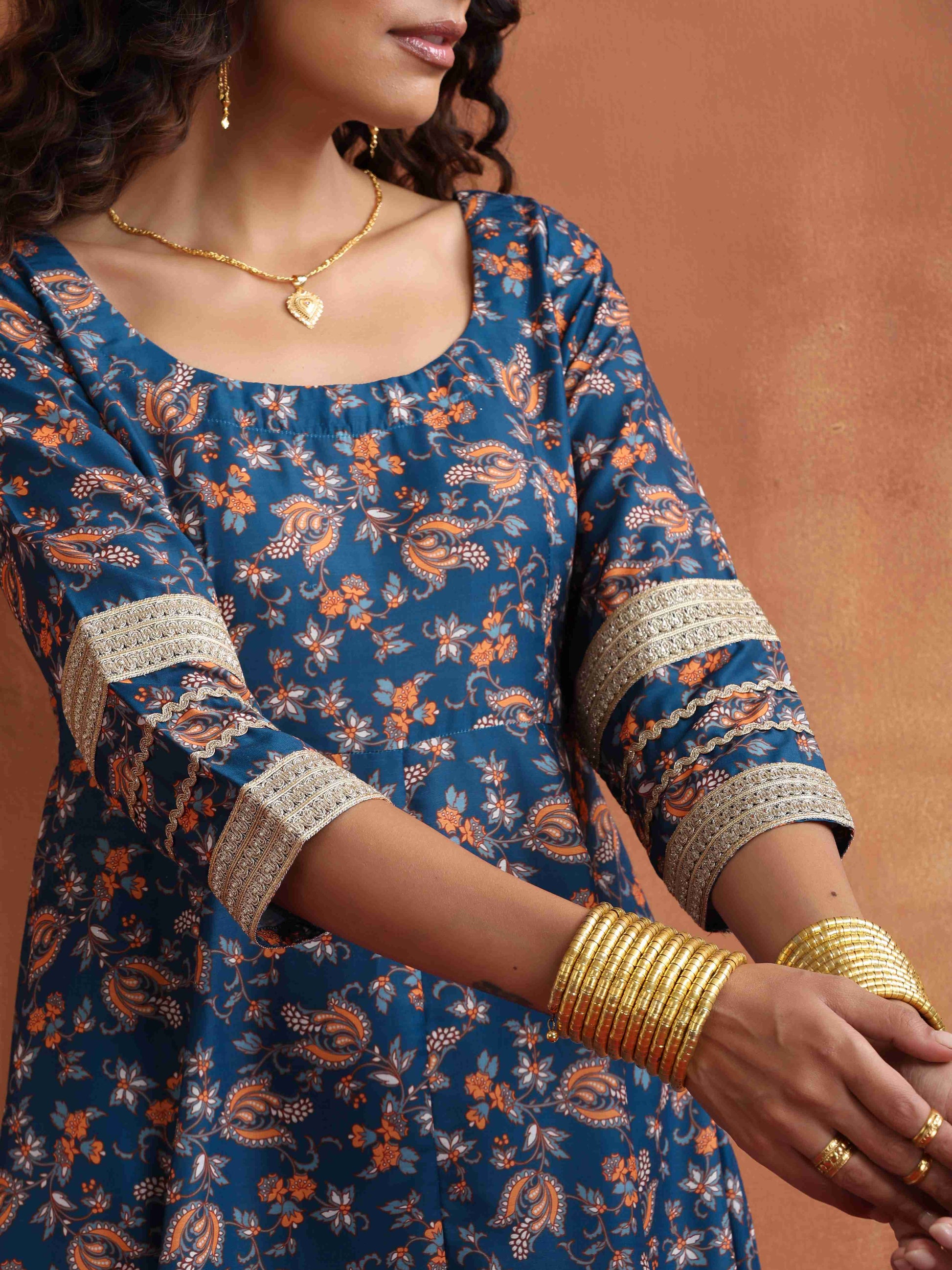 trueBrowns Blue Print Straight Kurta Set 