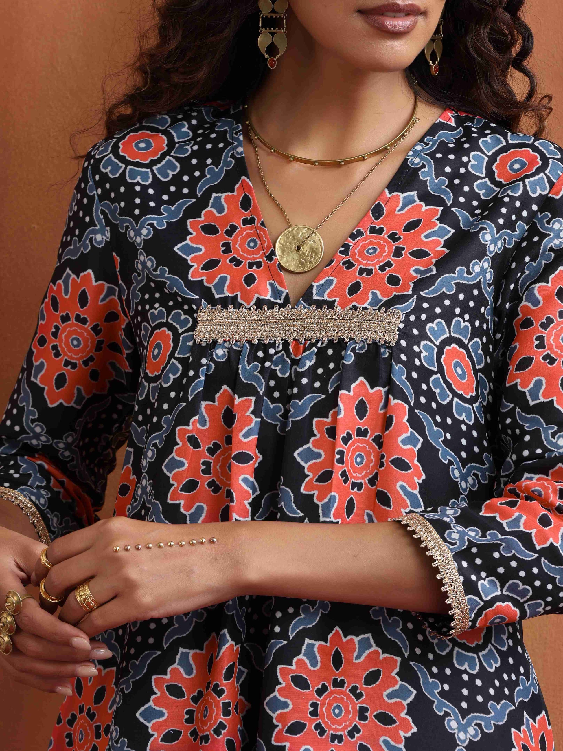 trueBrowns Black Ajrak Print Kurta Set 