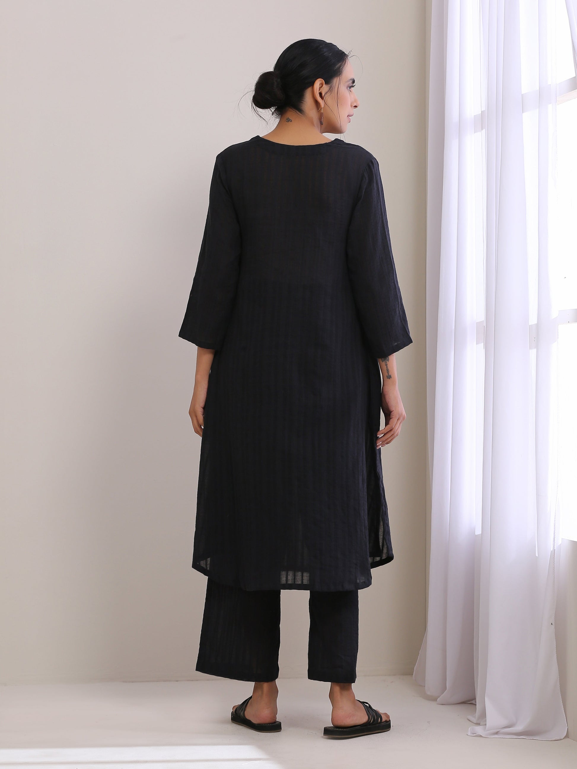 trueBrowns Black Dobby Flared Slit Kurta Pant Set 