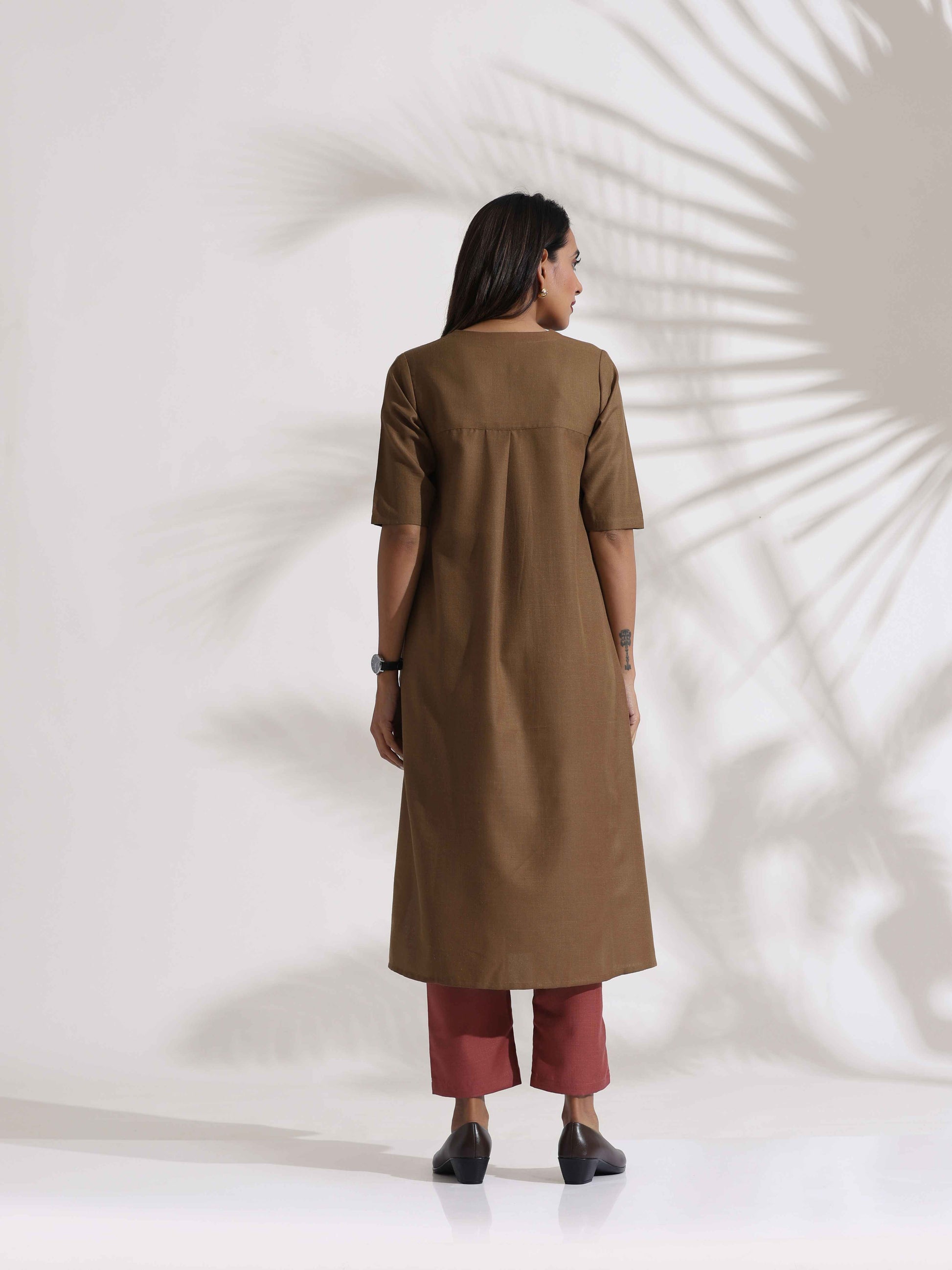 trueBrowns Brown Slub Highslit Kurta Set 