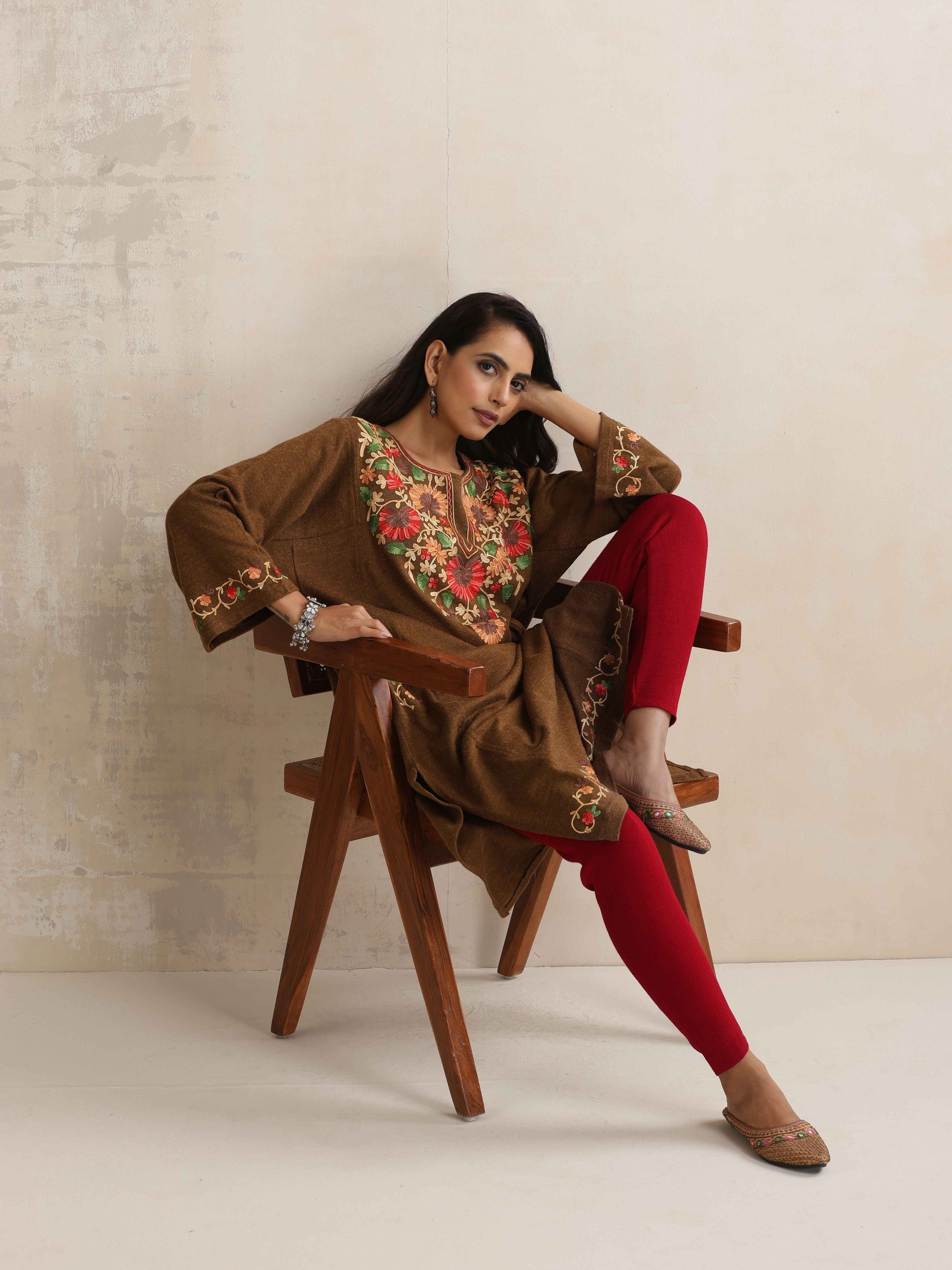 trueBrowns Maroon Woollen Leggings | Swadesiicart