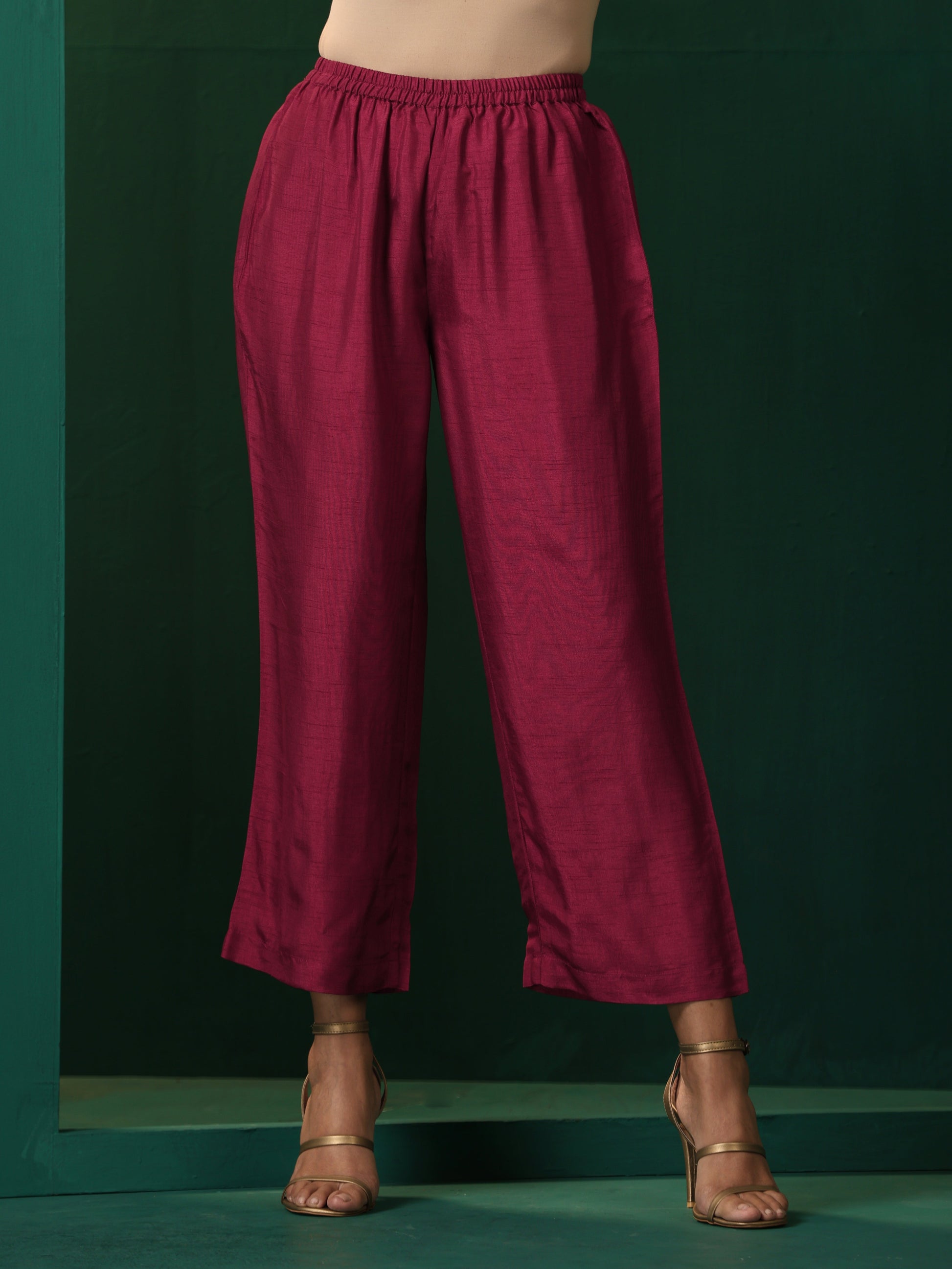 trueBrowns Maroon Silk Puff Sleeve Kurta Pant Set 