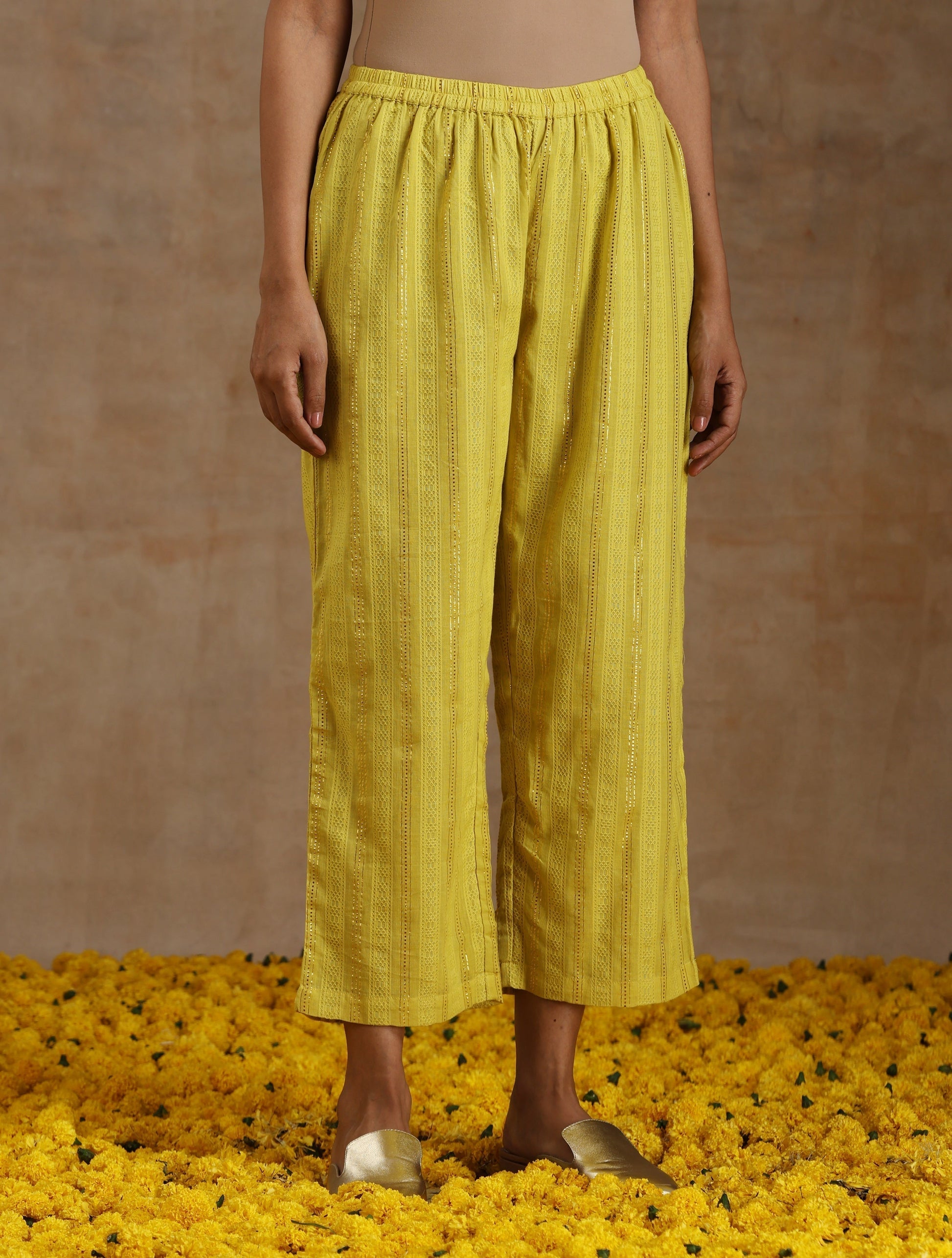 trueBrowns Lime Gold Cotton Relax High Slit Kurta Set 