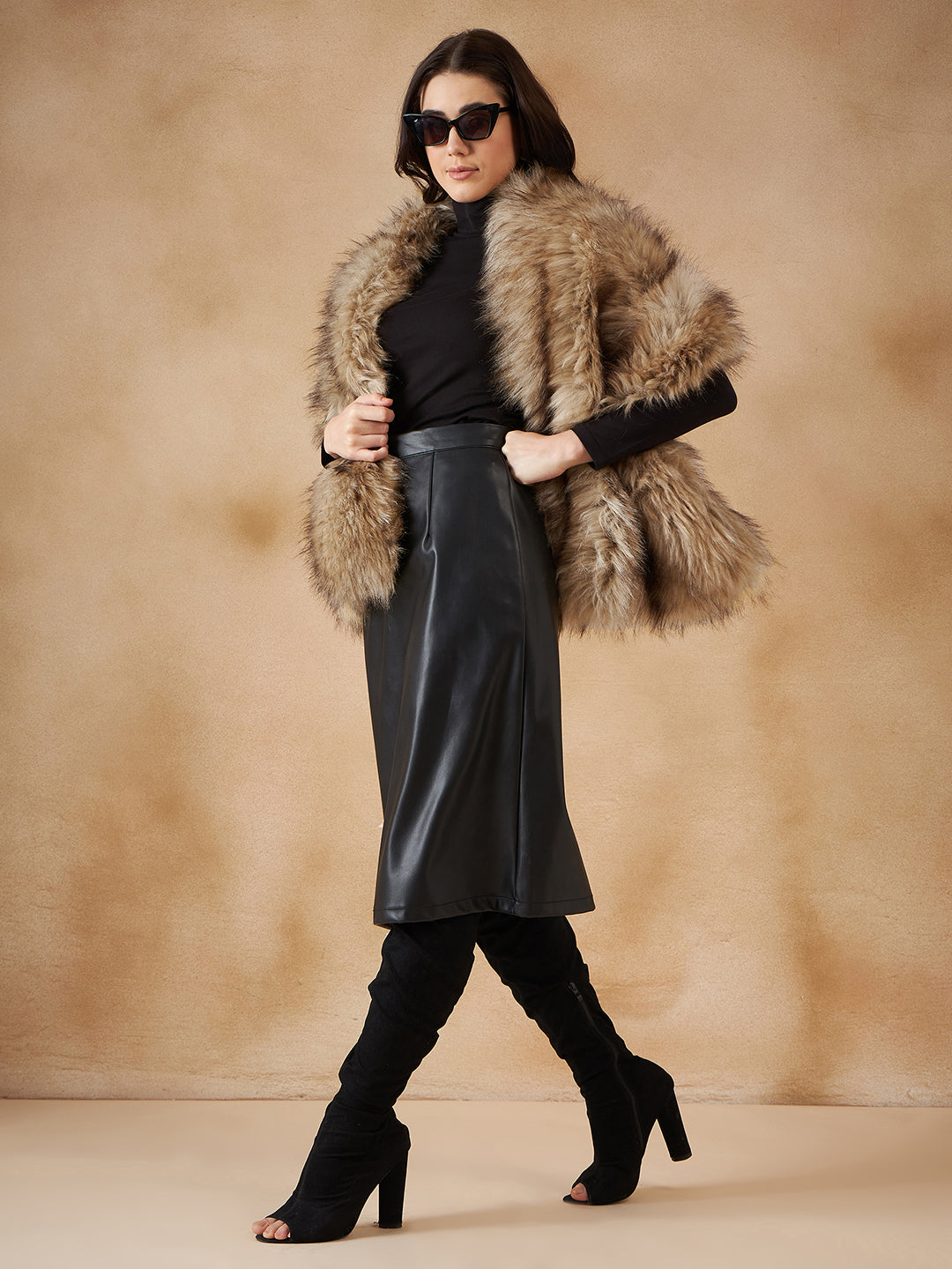 InWeave Women's Winter Beige Faux Fur Cape 