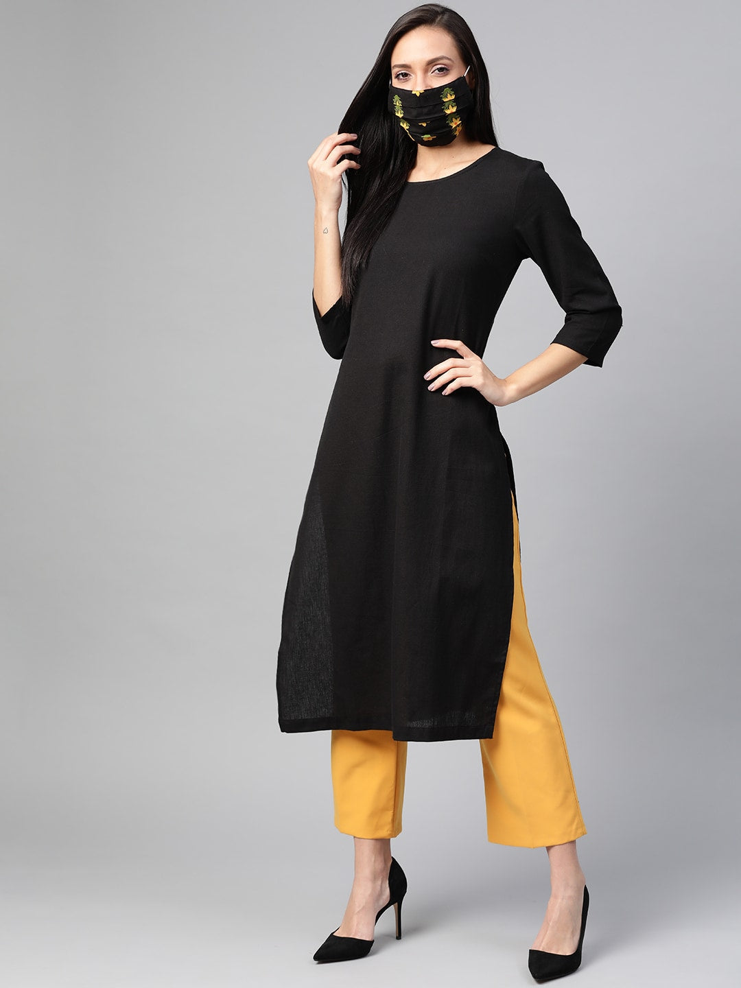 HERE&NOW Women Black Solid Straight Kurta 