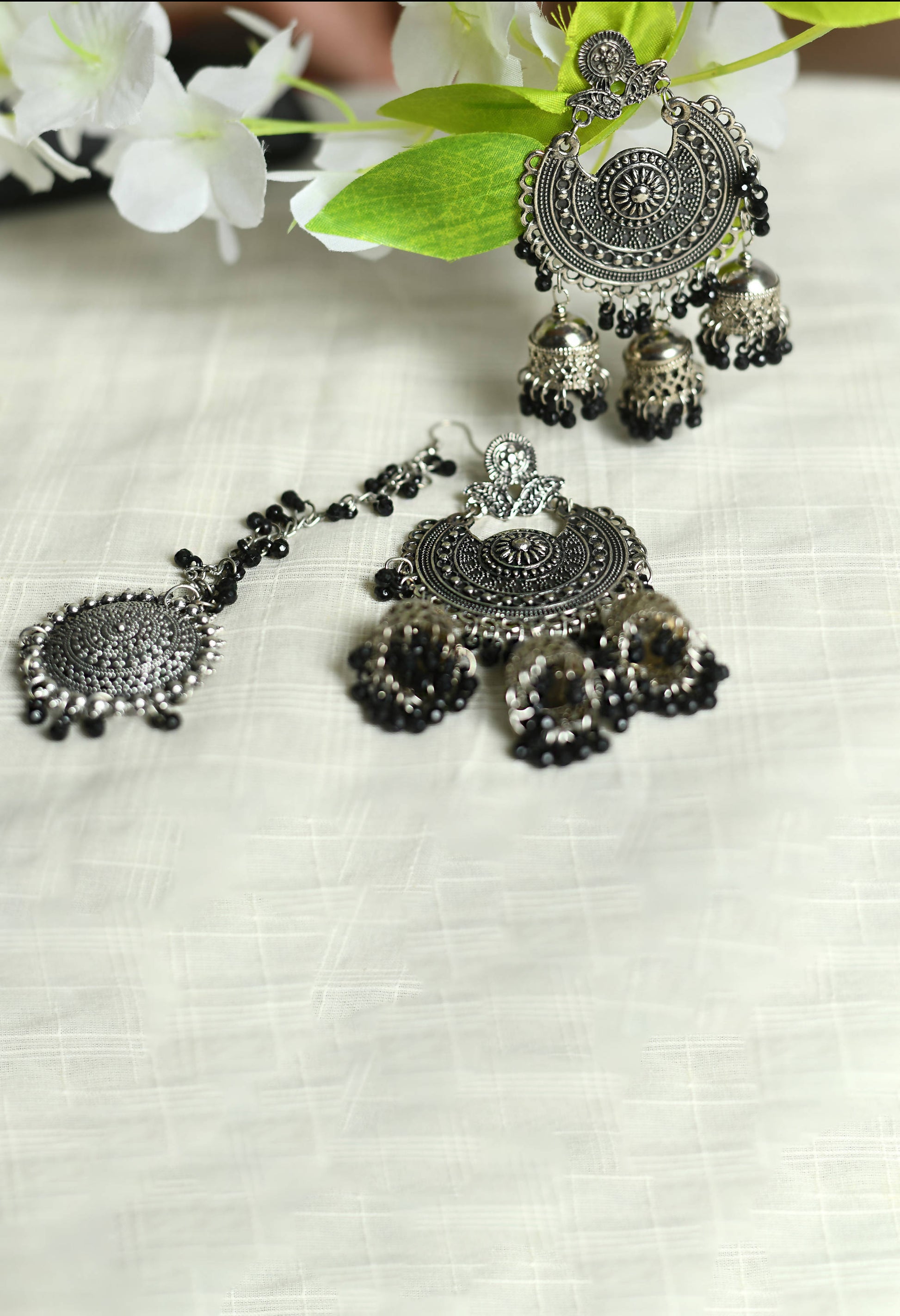 Mominos Fashion Johar Kamal Jhumkas With Maang Tikka Earrings - Grab2buy