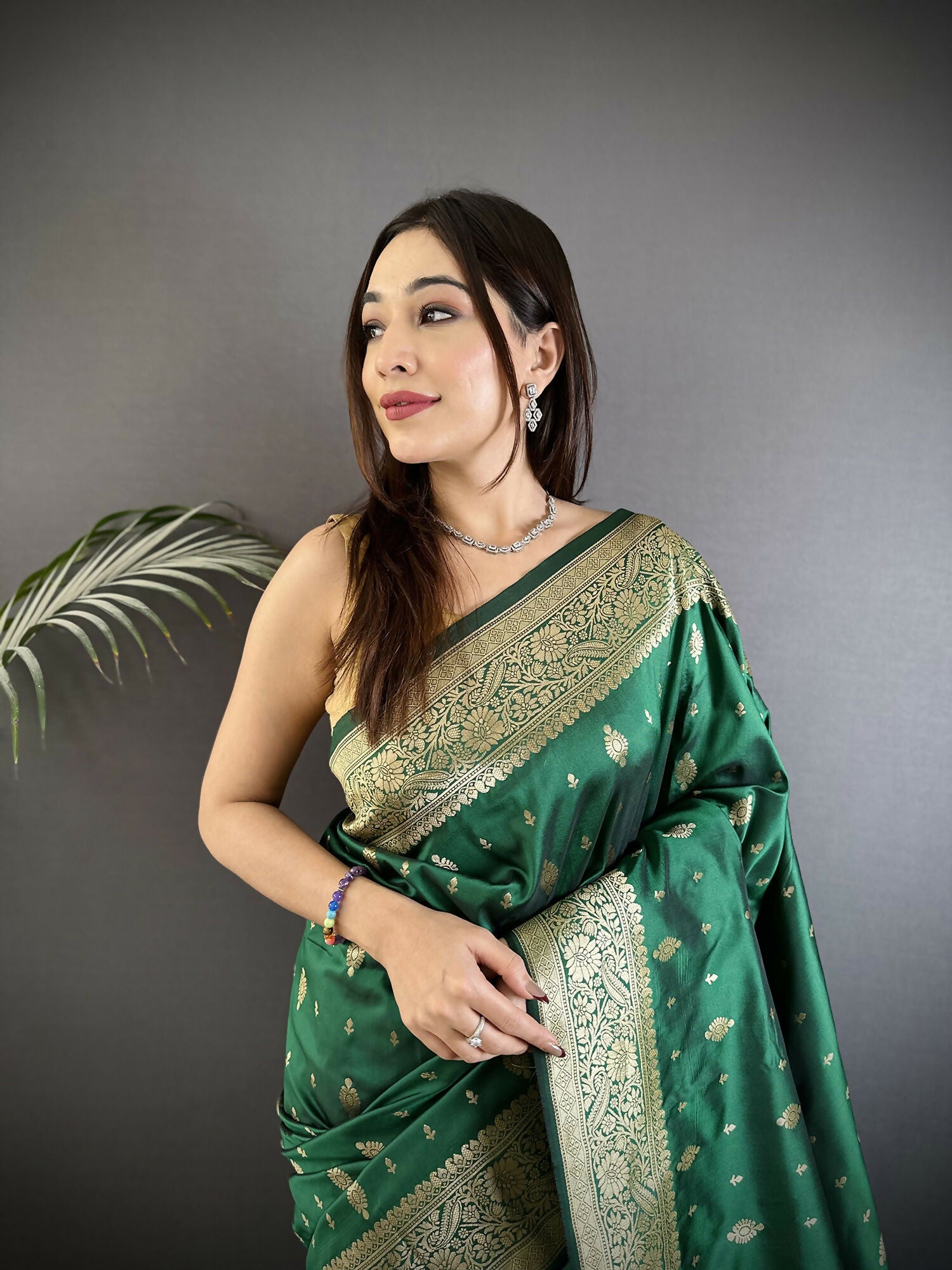 Joban Fashion Green Zari Weaving Motif Lichi Silk Banarasi Silk Saree