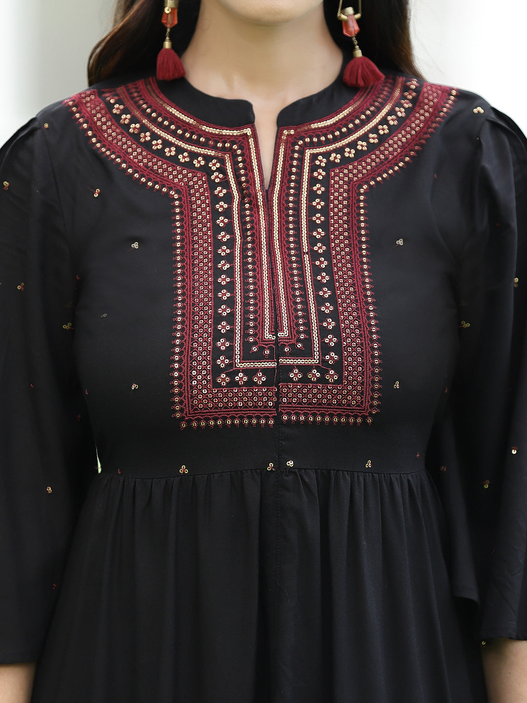 Juniper Black Thread Embroidered Rayon High Slit Kurta & Pants Set