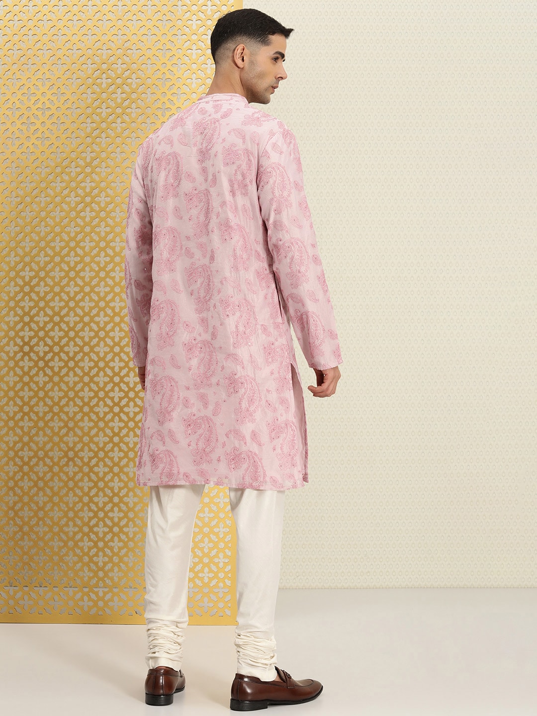 House of Pataudi Men Paisley Embroidered Sequinned Thread Work Jashn Kurta with Churidar