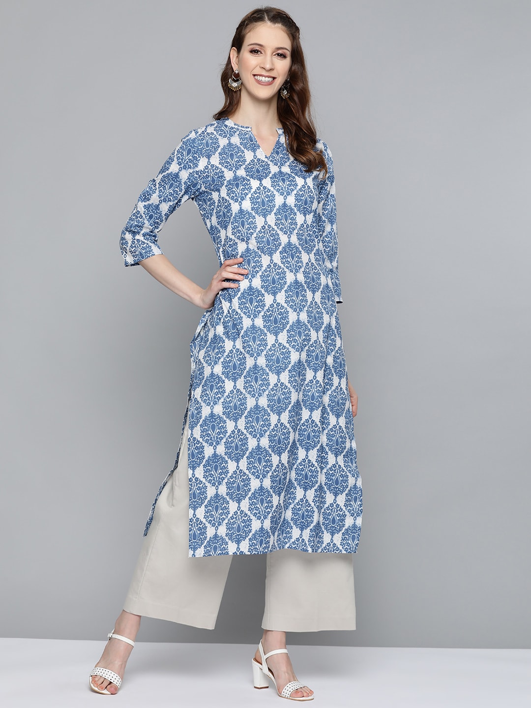 HERE&NOW Women Blue & White Printed Straight Kurta