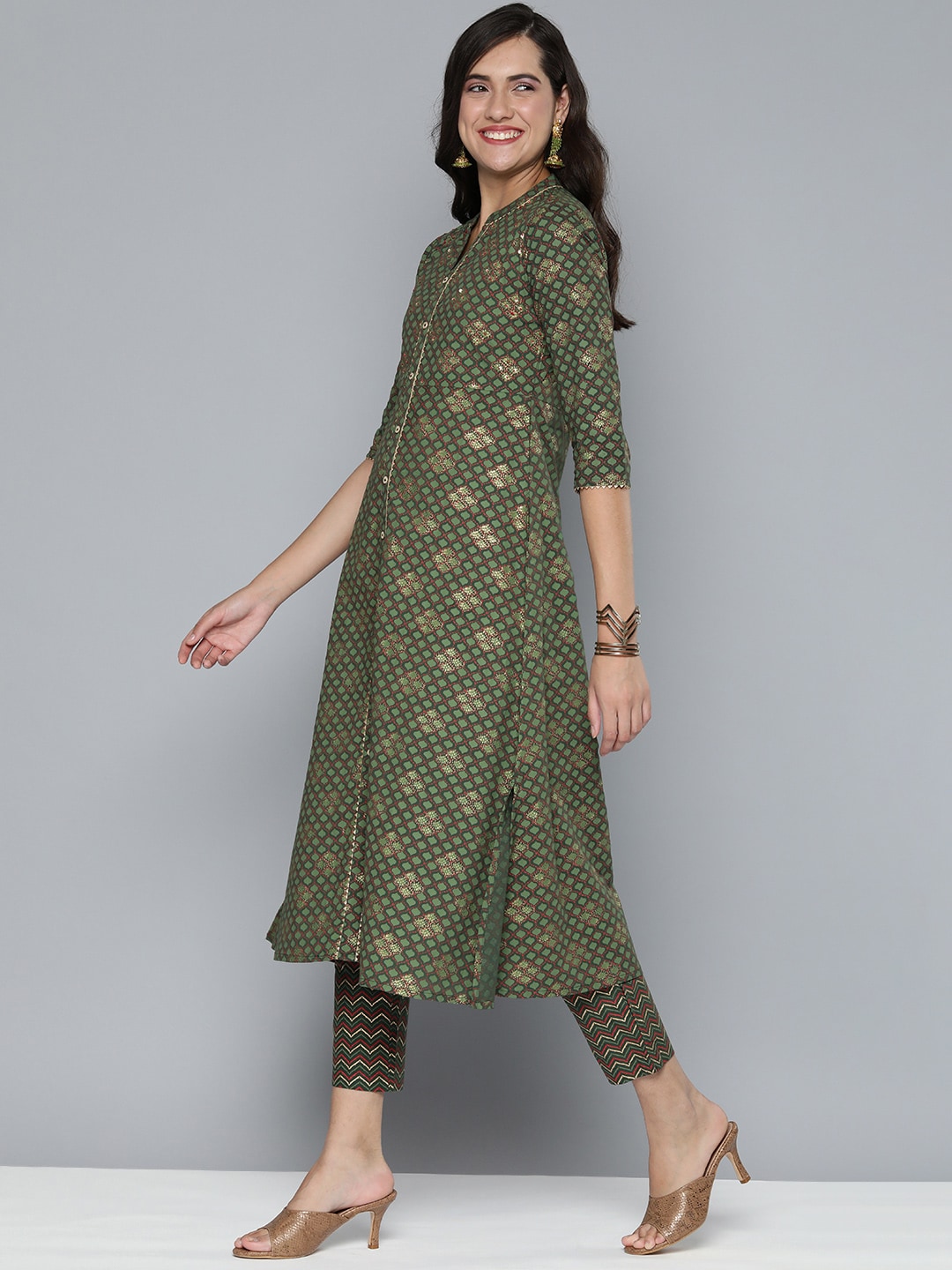 HERE&NOW Ethnic Motifs Printed Gotta Patti Pure Cotton Kurta With Trousers & With Dupatta