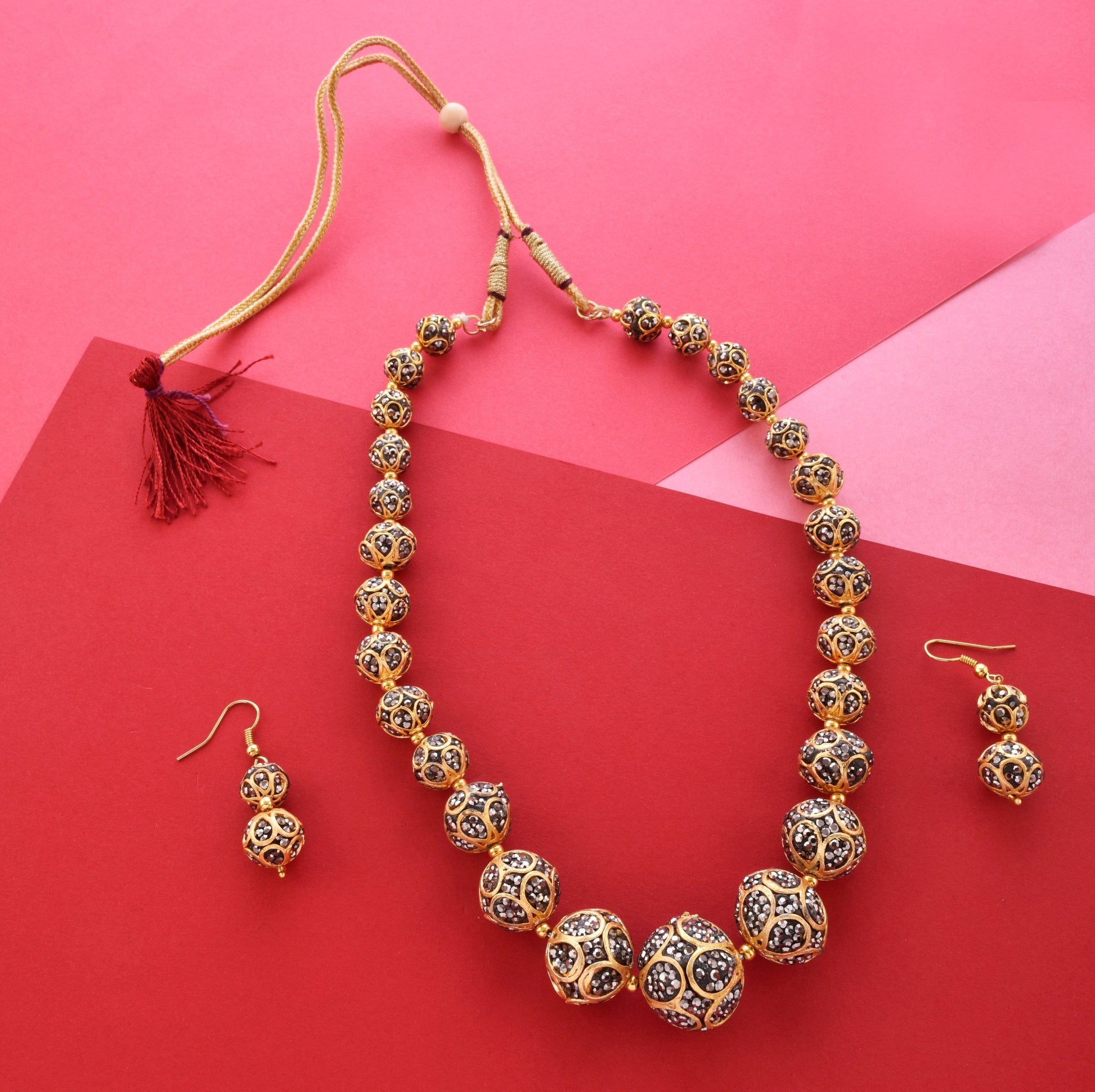 Gold-Plated Alloy Victorian Look Classy Mala Necklace With Earrings - The Pari - Grab2buy
