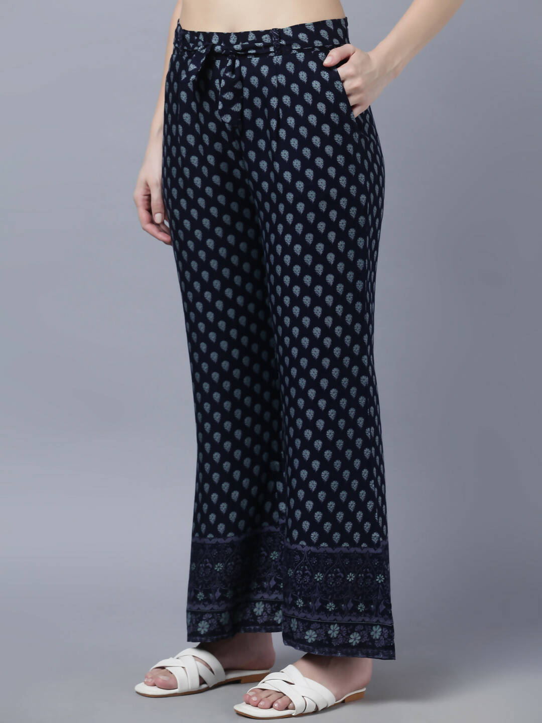 Myshka Women Navy Blue Ethnic Motifs Printed Pure Cotton Top with Palazzos