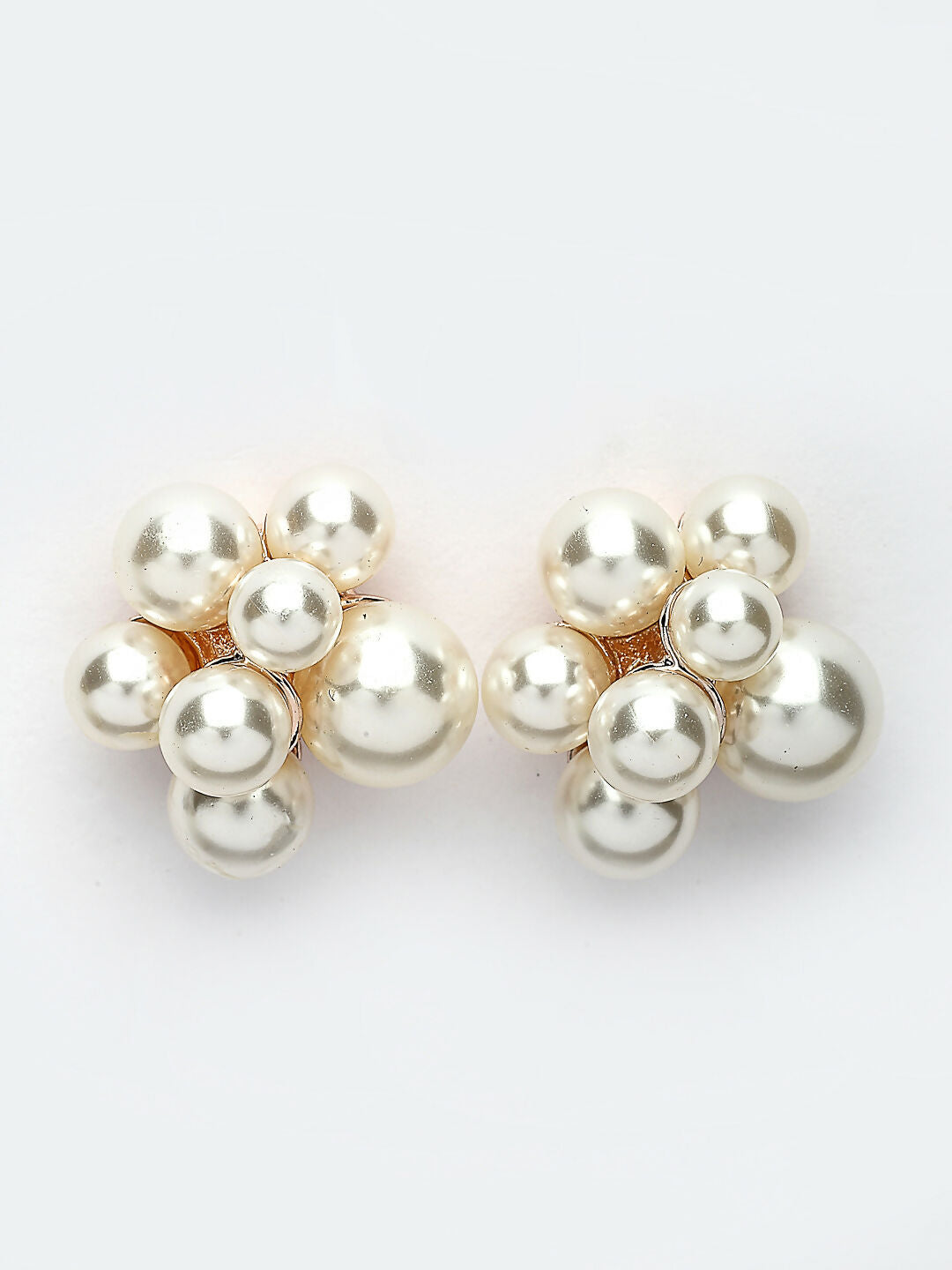 NVR Women's Gold Pearl Gold-Polished Circular Studs Earring 