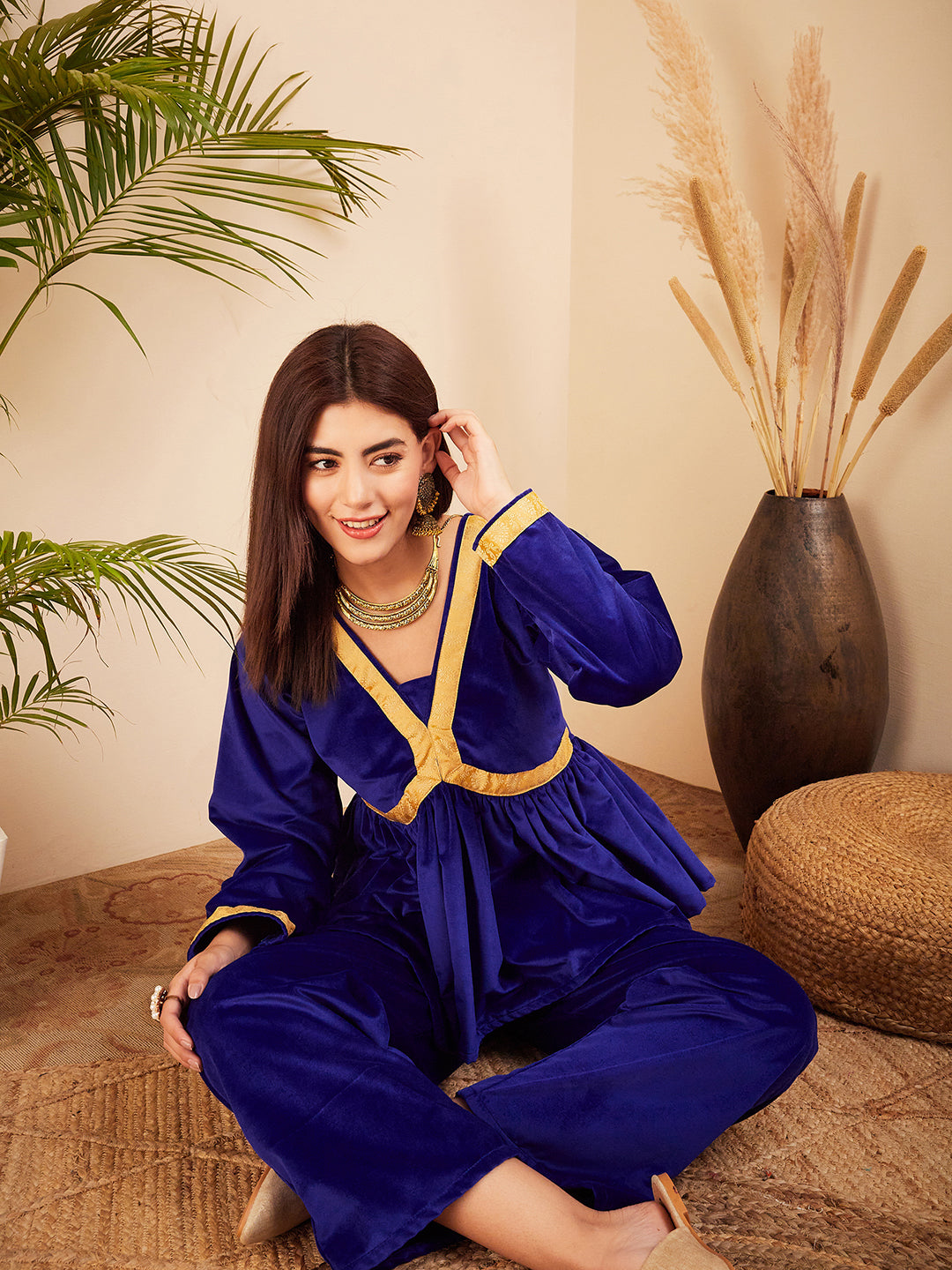 InWeave Women's Royal Blue Mughal Shaan Style Velvet Short Kurta Set 