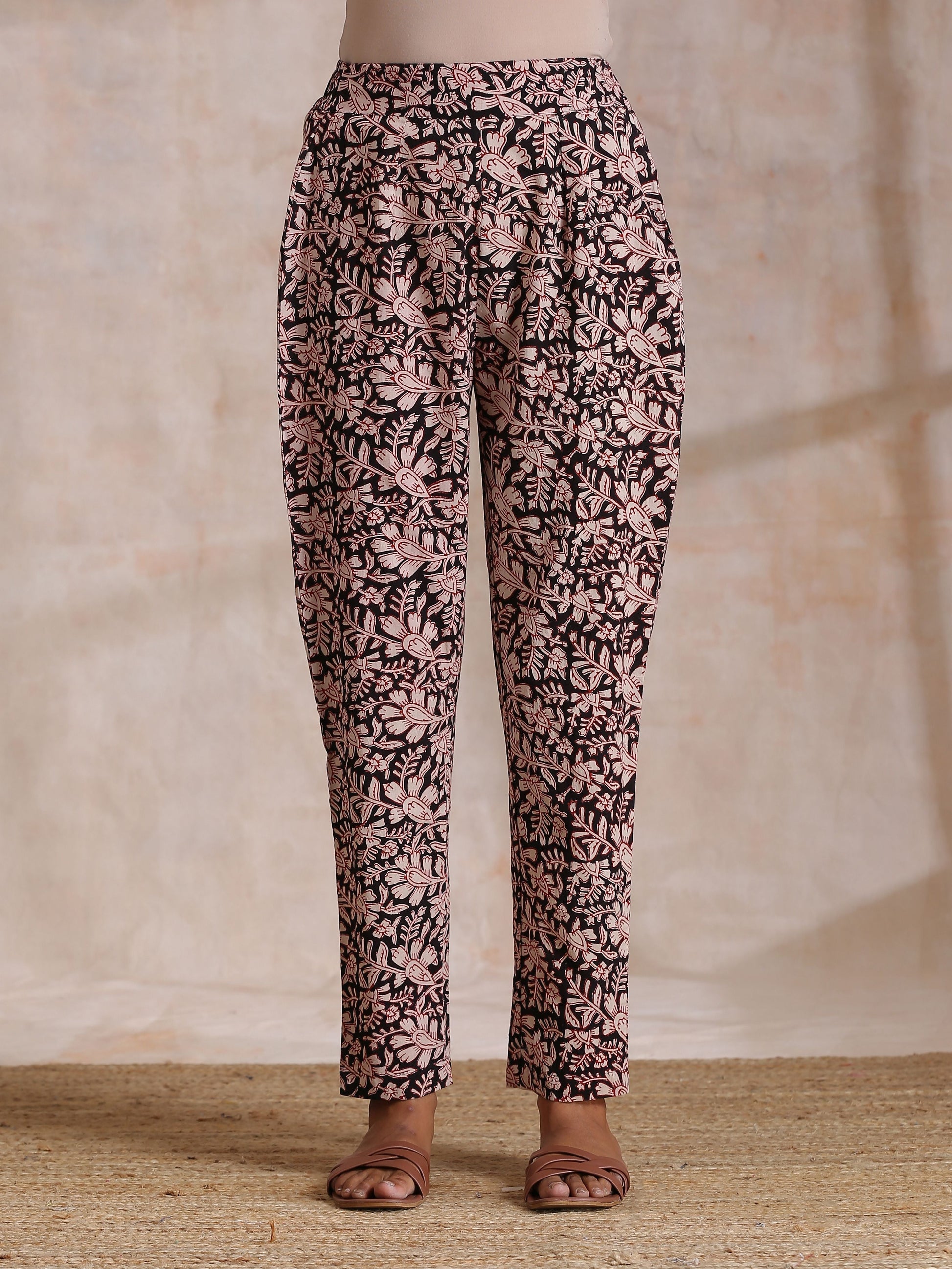trueBrowns Black Floral Overall Bagru Print Cotton Pant Suit Set 