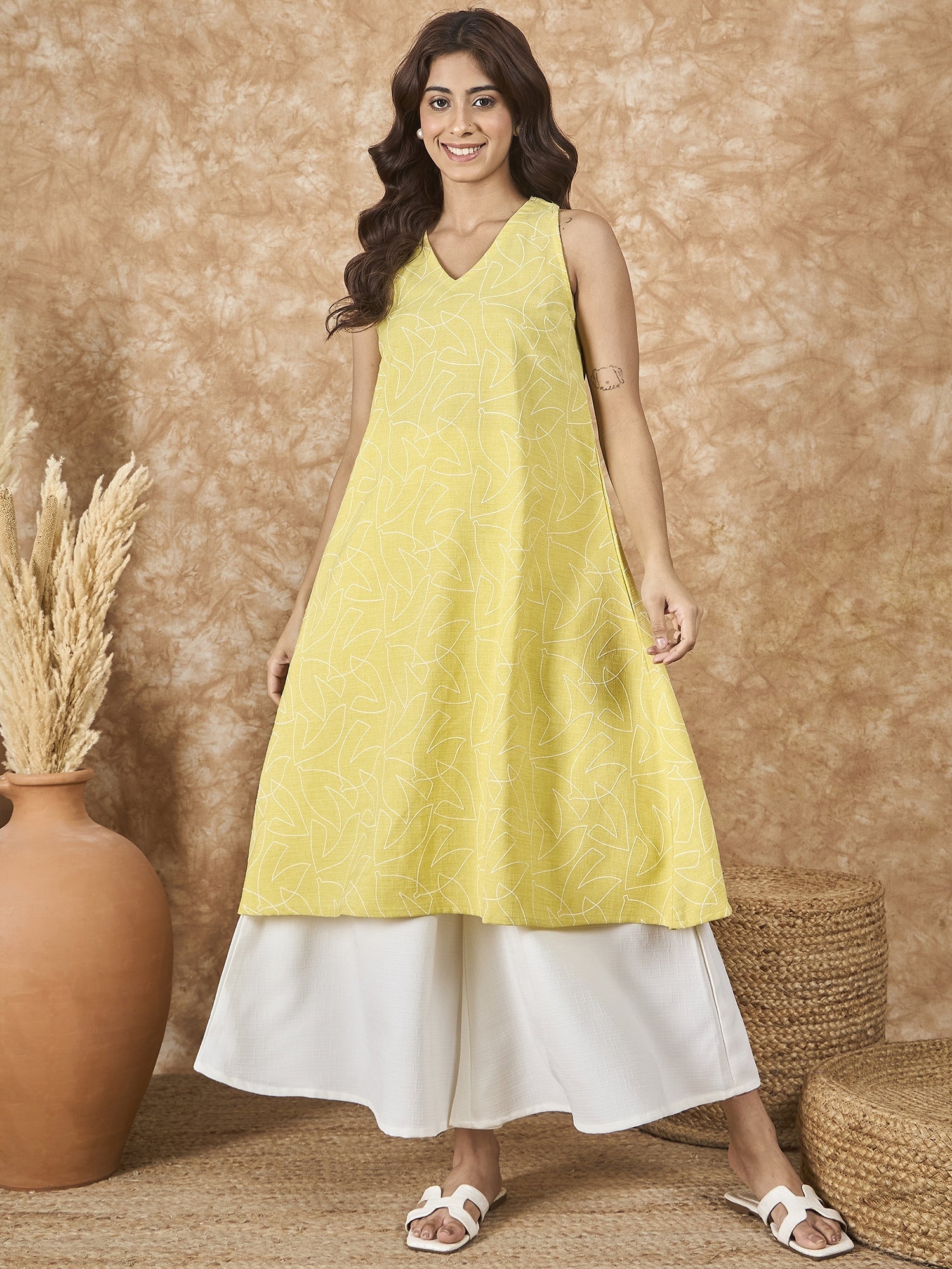 InWeave Light Yellow V Neck Aline Kurta Set 