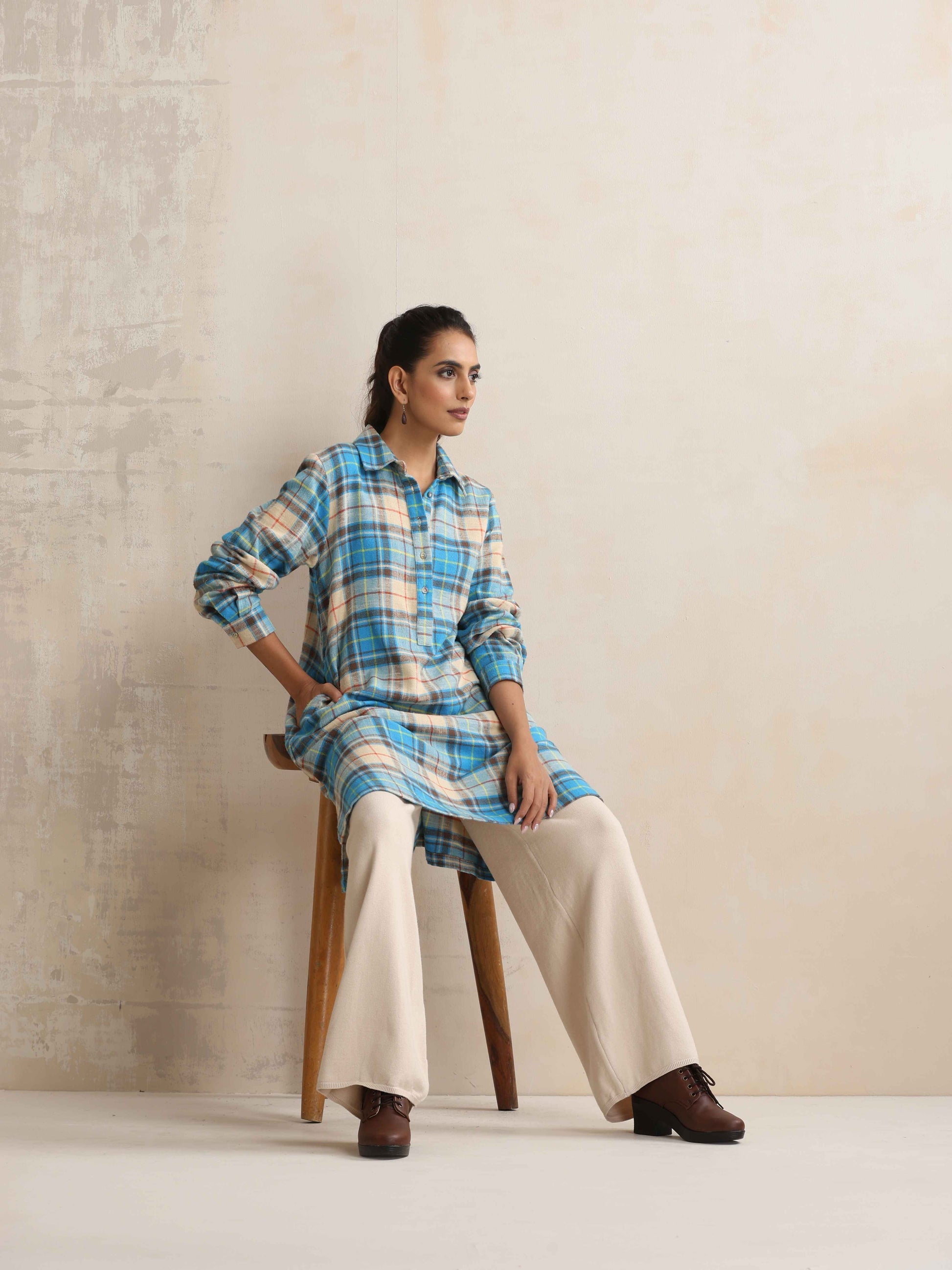 trueBrowns Beige Check Winter Top | Swadesiicart