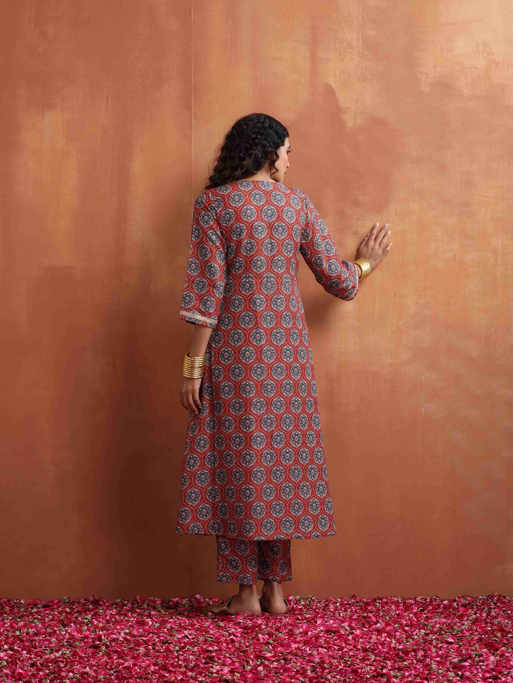 trueBrowns Rust Ajrak Print Slit Kurta Set 