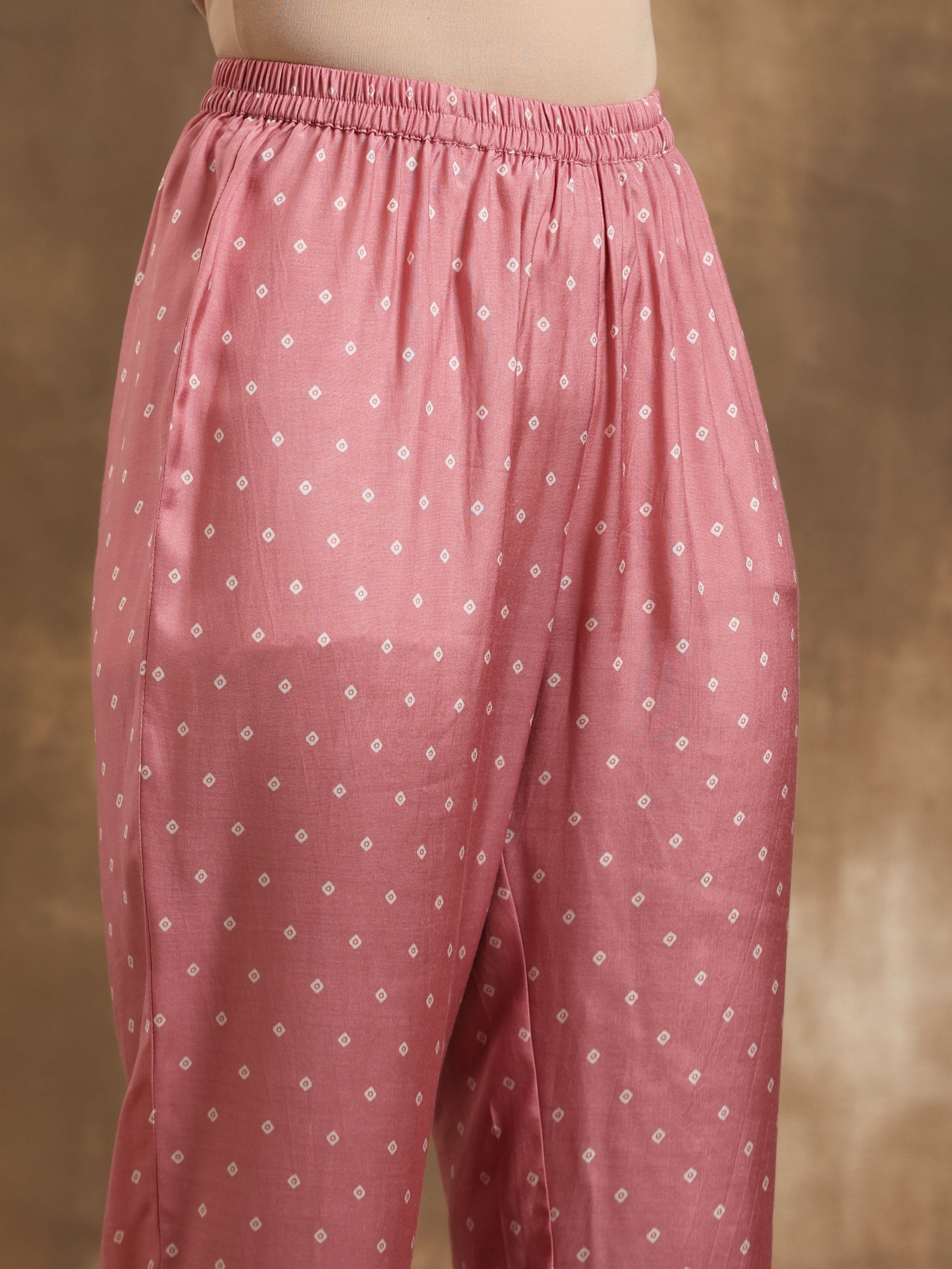 trueBrowns Light Mauve Bandhani Printed Silk Kurta Pant Set 