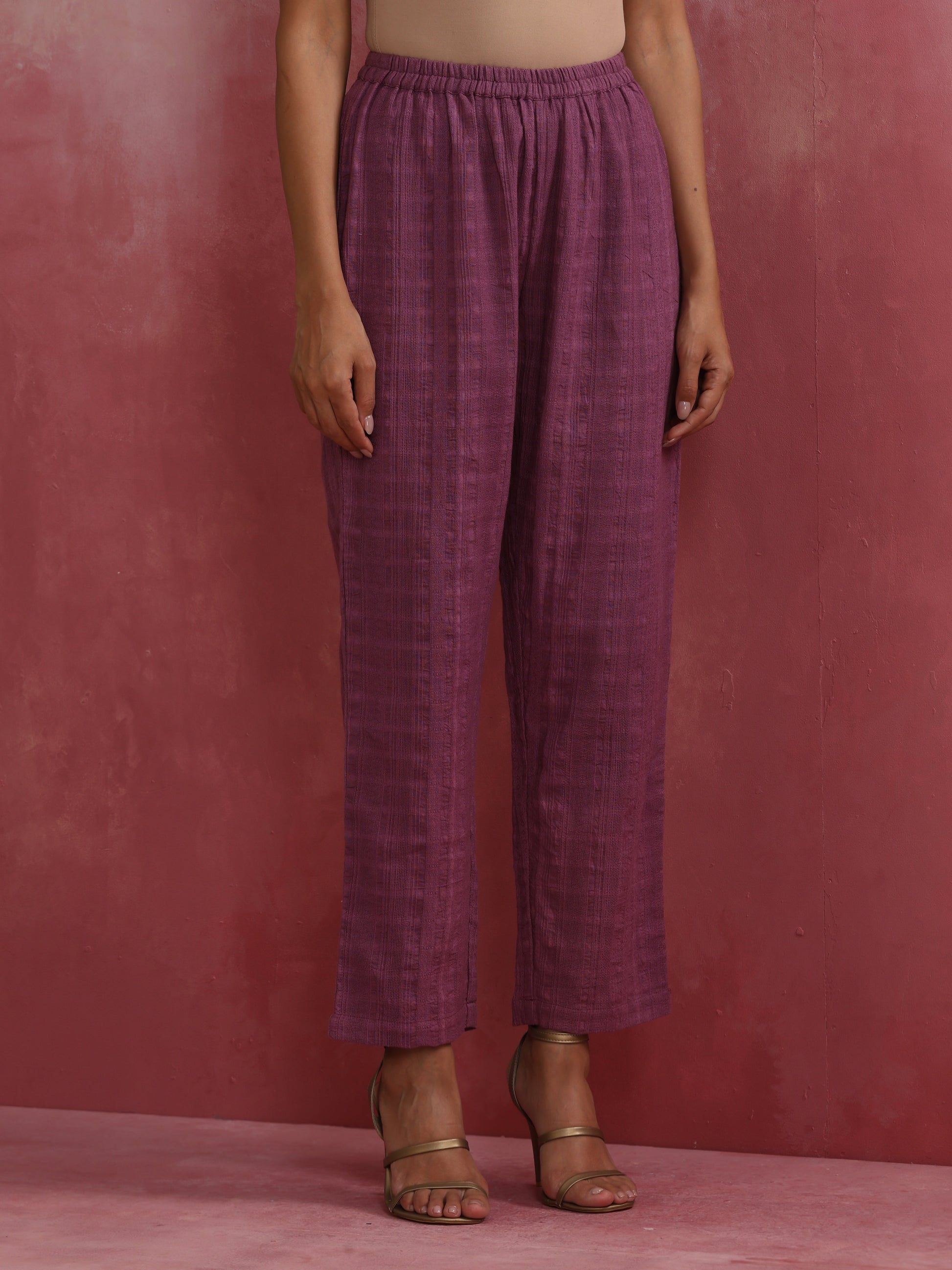 trueBrowns Cola Cotton Dobby Pleated Kurta Set 