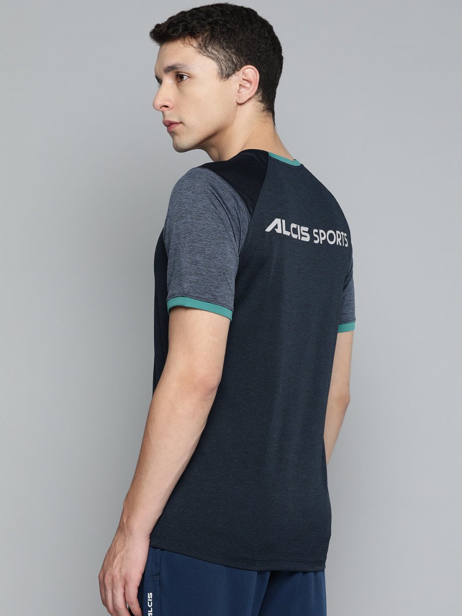 Alcis Men Colourblocked Dry Tech Slim Fit T-shirt 