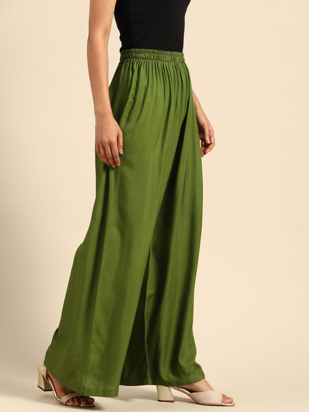 TAG 7 Women Green Solid Wide Leg Palazzos