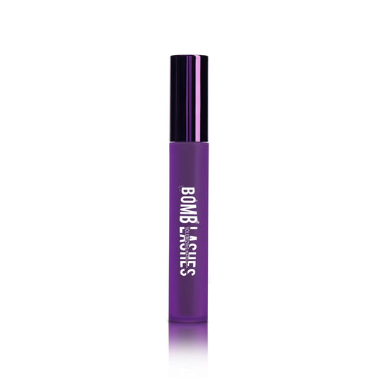 Matt Look Bomb Lashes Volumizing Mascara - Black
