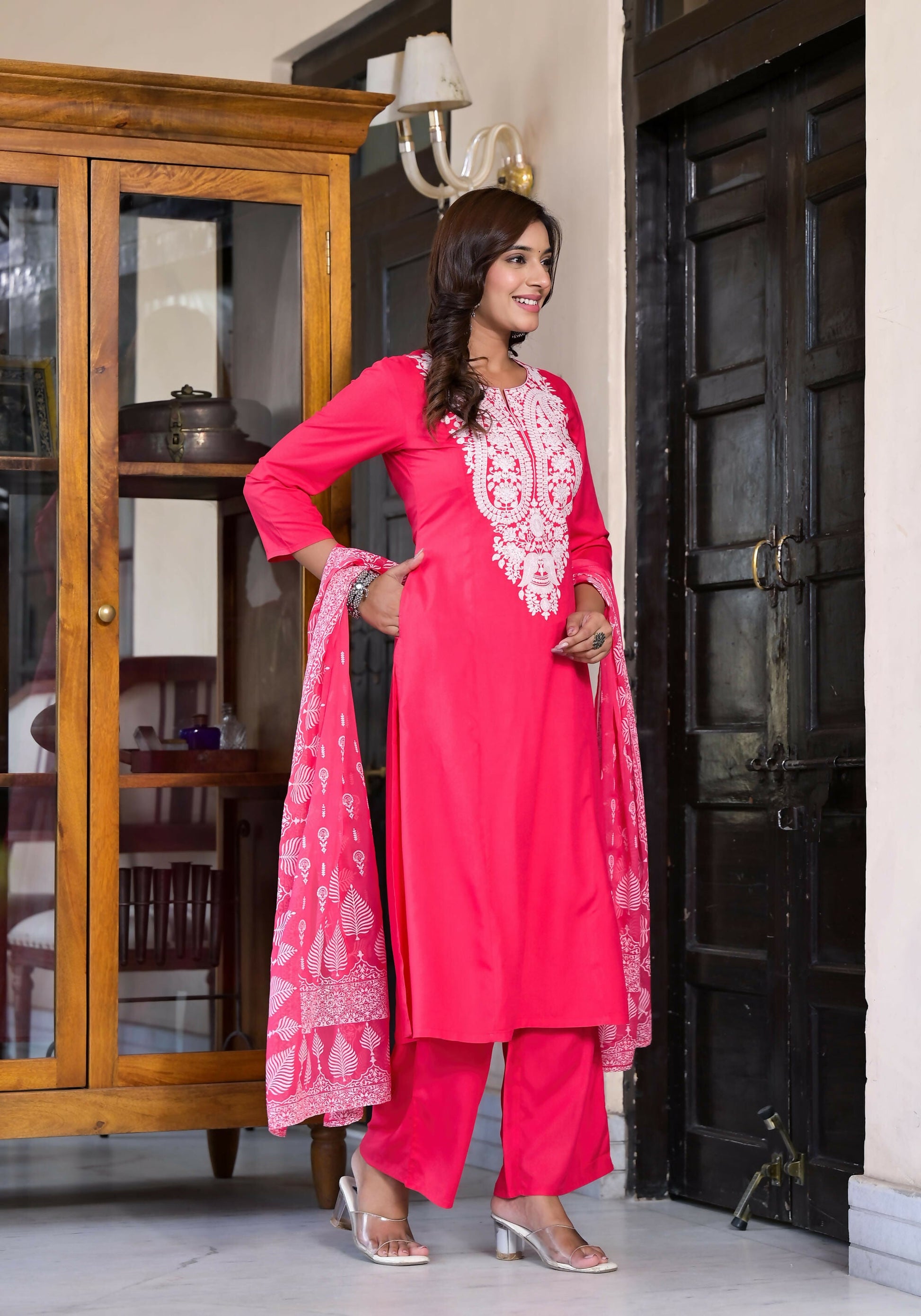 Juniper Women's Fuchsia Thread Embroidered Rayon Kurta Set