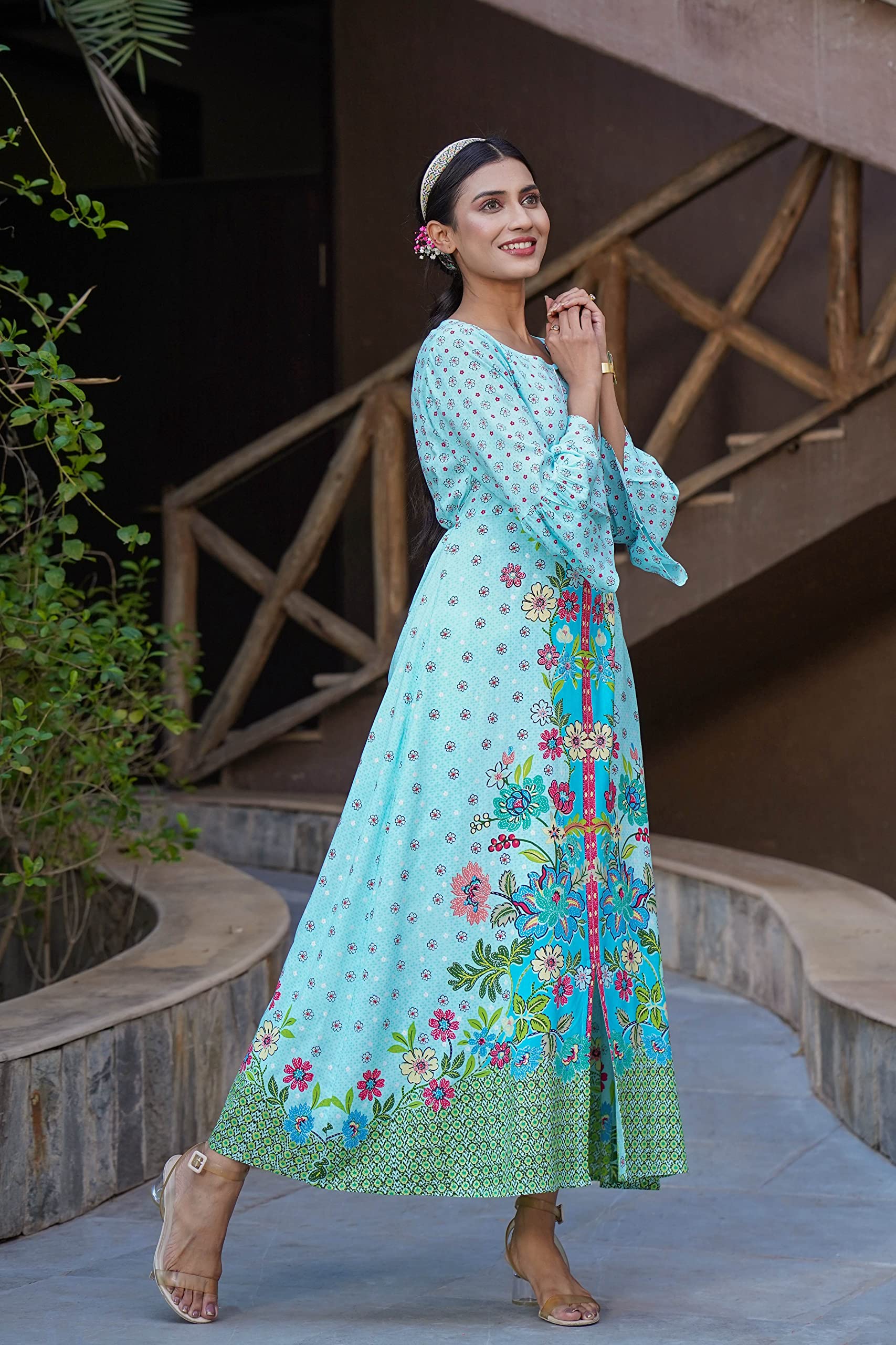 Juniper Women's Sky Blue Floral Printed Rayon Kurta With Buttons Closure At Back