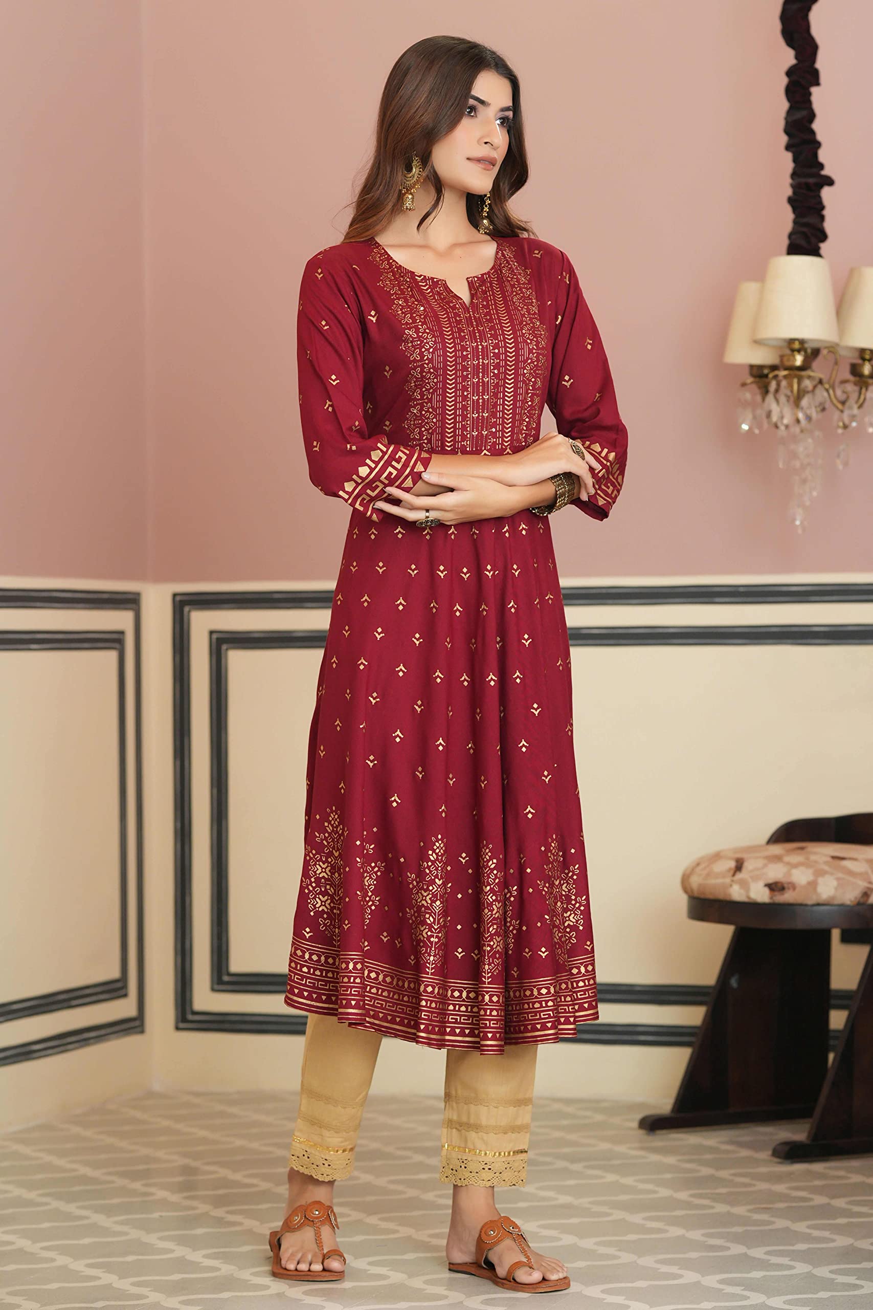 Juniper Women's Maroon Ethnic Motif Printed Rayon Kurta With Sequins