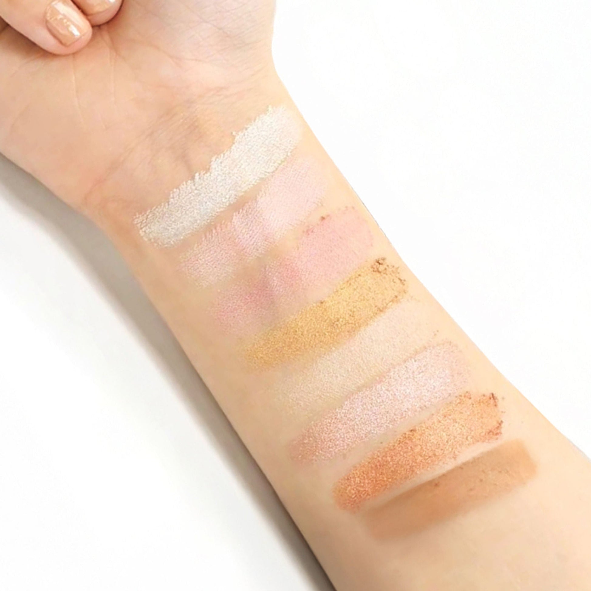 Makeup Revolution Ultra Blush and Contour Palette - Golden Sugar