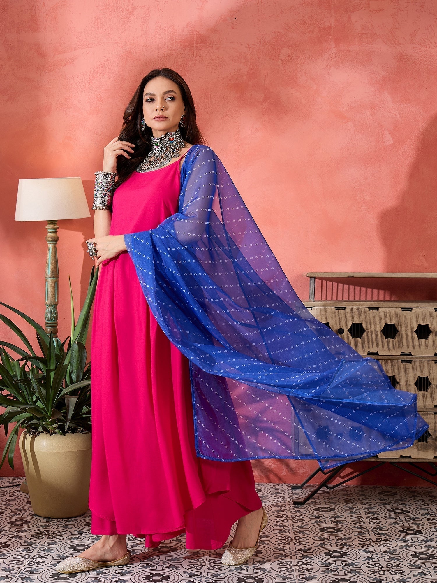 InWeave Fuchsia Strappy Kurta Set Blue Bandhani Or Dupatta 