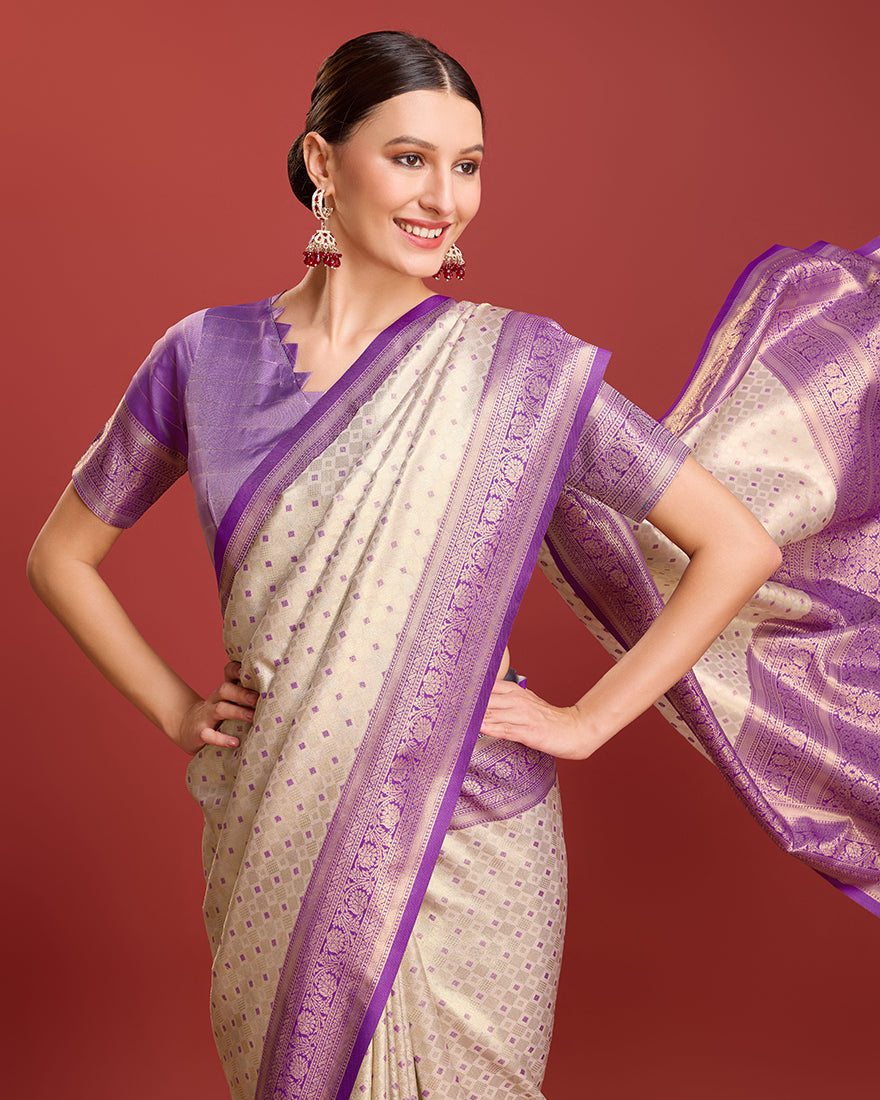 Monjolika Fashion Lavender Kanjivaram Silk Mesmerizing Saree
