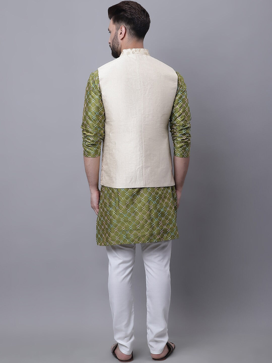 Sojanya M Ethnic Motifs Embroidered Thread Work Kurta With Churidar 