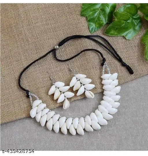 Tehzeeb Creations Women's White Seap Design Necklace Set Tehzeeb Creations