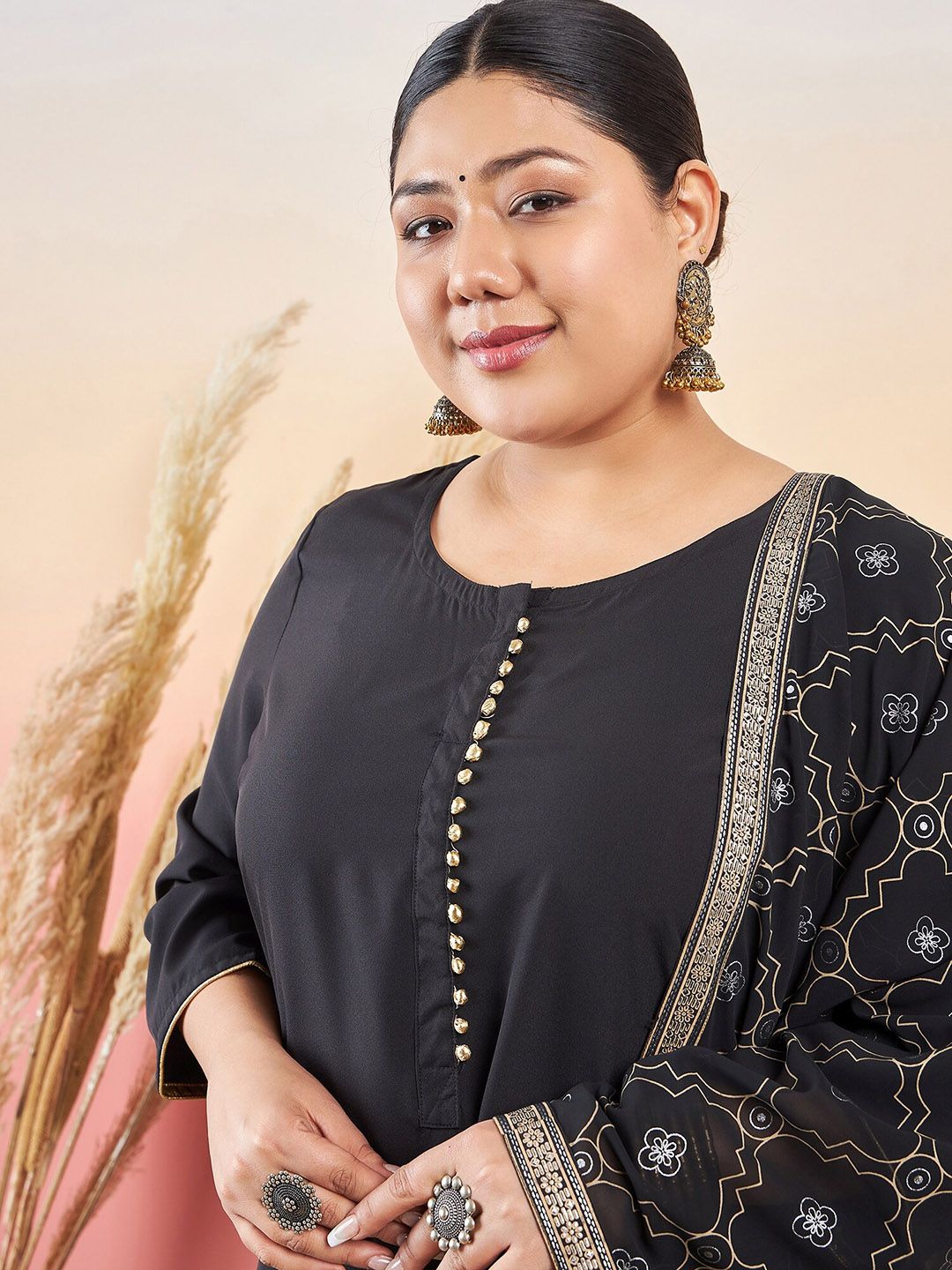 Sztori Paisley Printed Round Neck Straight Kurta With Trouser & Dupatta