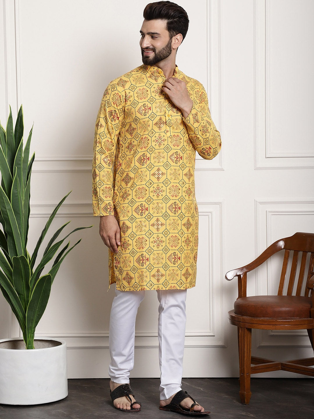 Sojanya Men Yellow Ethnic Motifs Printed Kurta with Churidar 