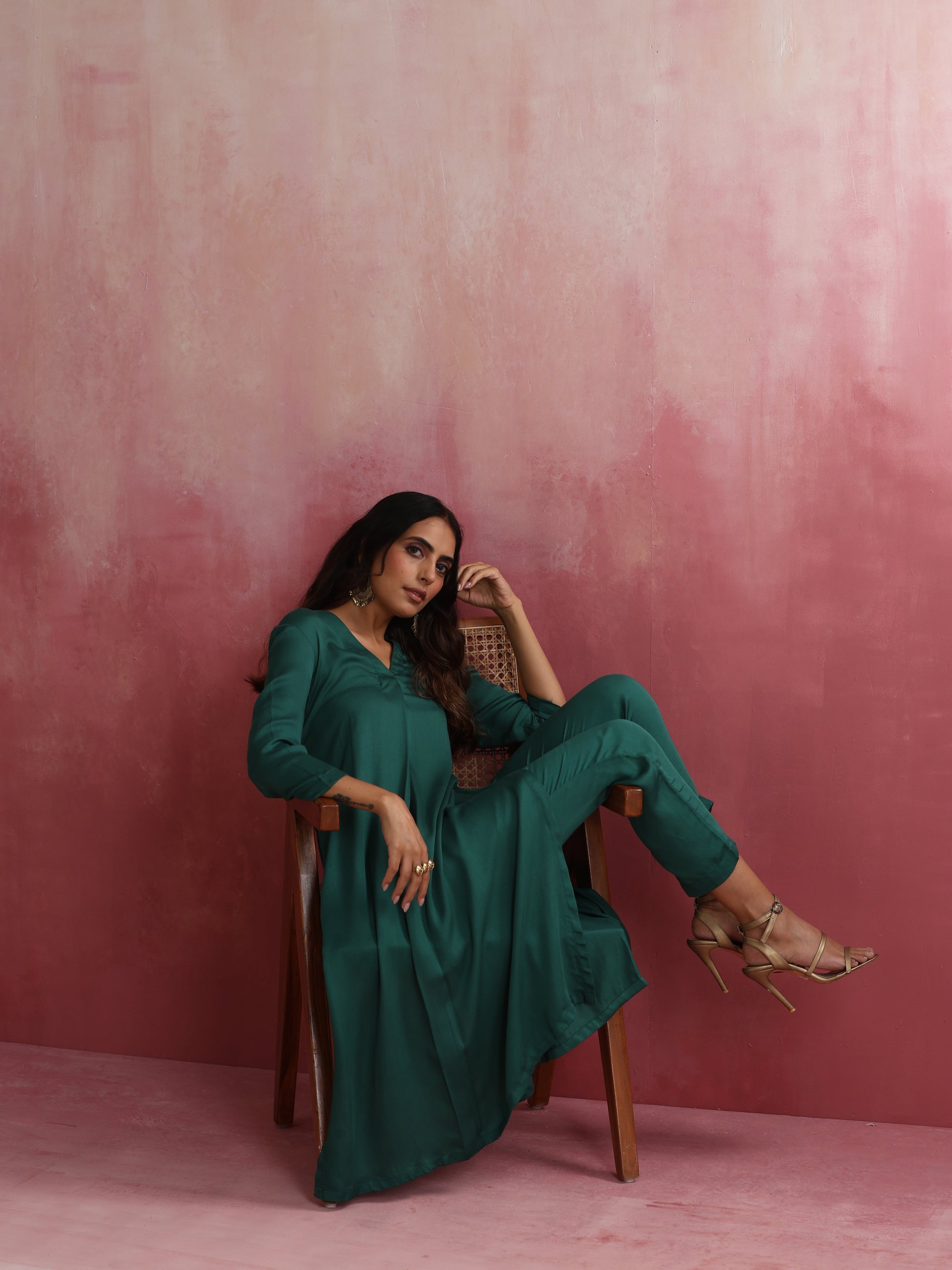 trueBrowns Green Modal Pleated Kurta Set 