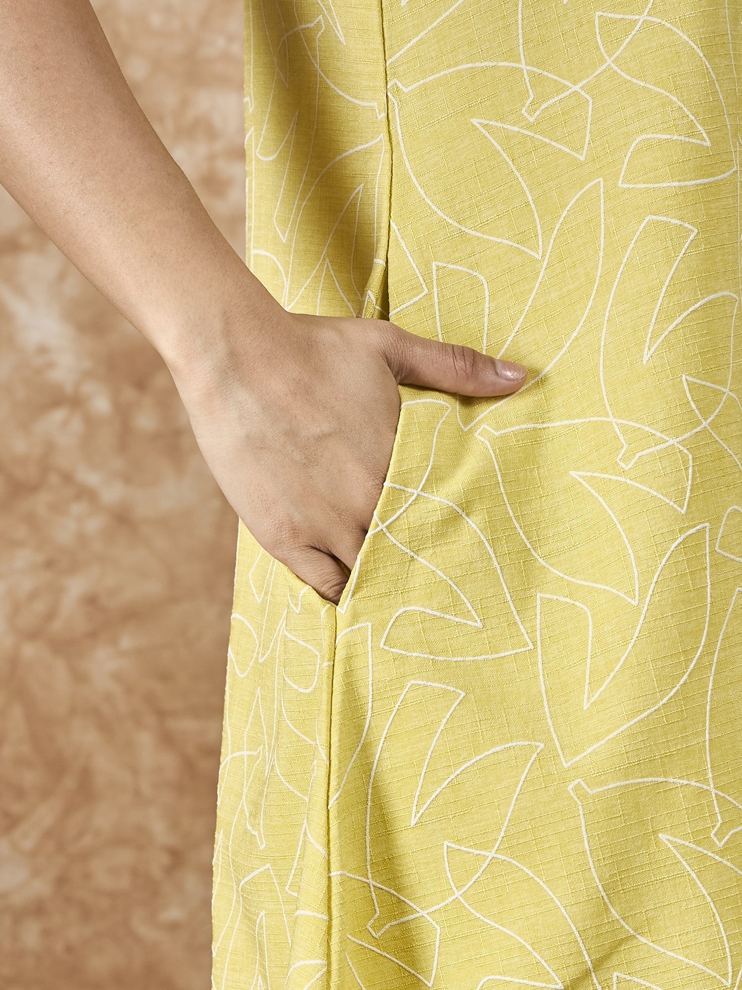 InWeave Light Yellow V Neck Aline Kurta Set 