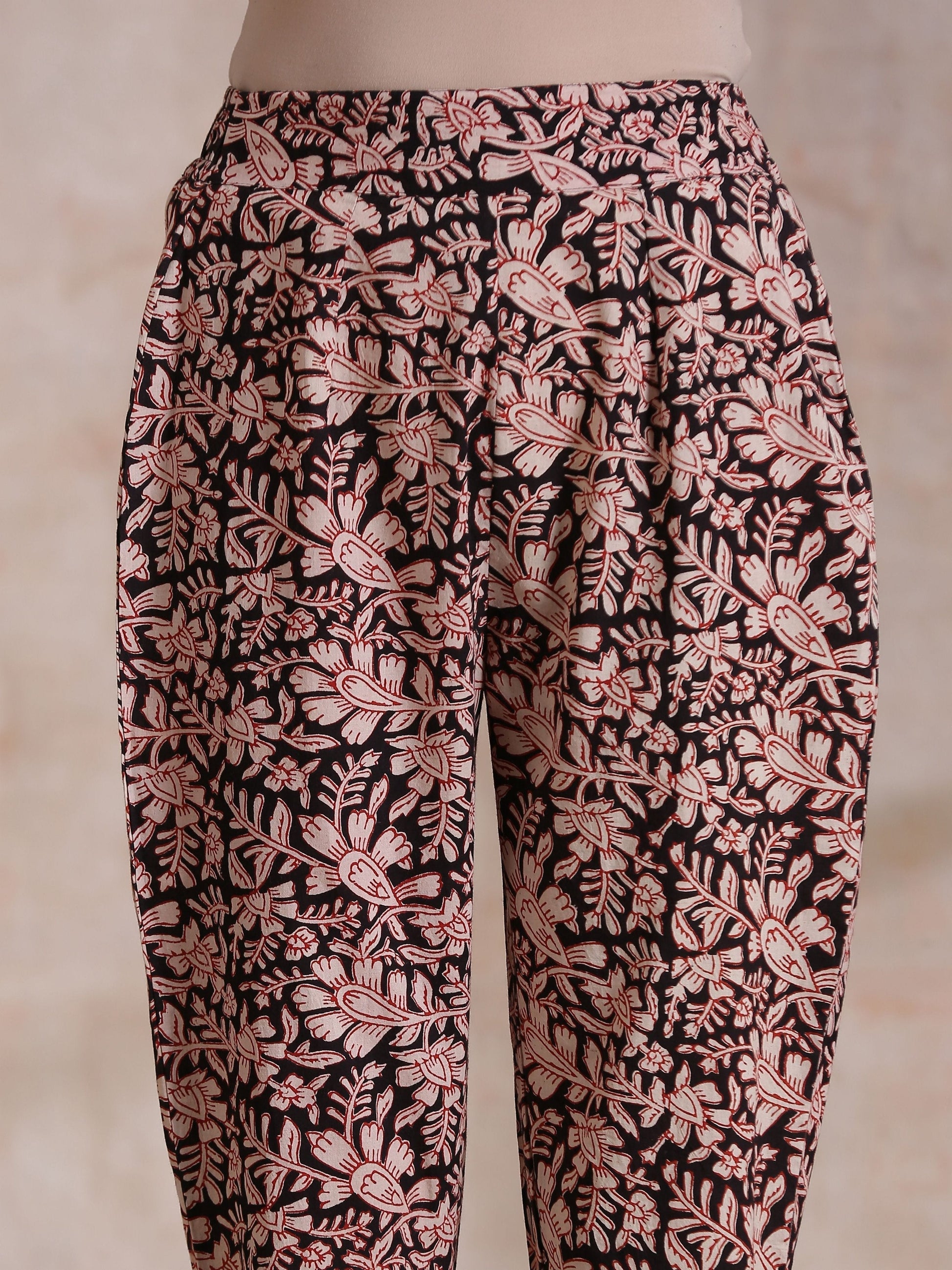 trueBrowns Black Floral Overall Bagru Print Cotton Pant Suit Set 