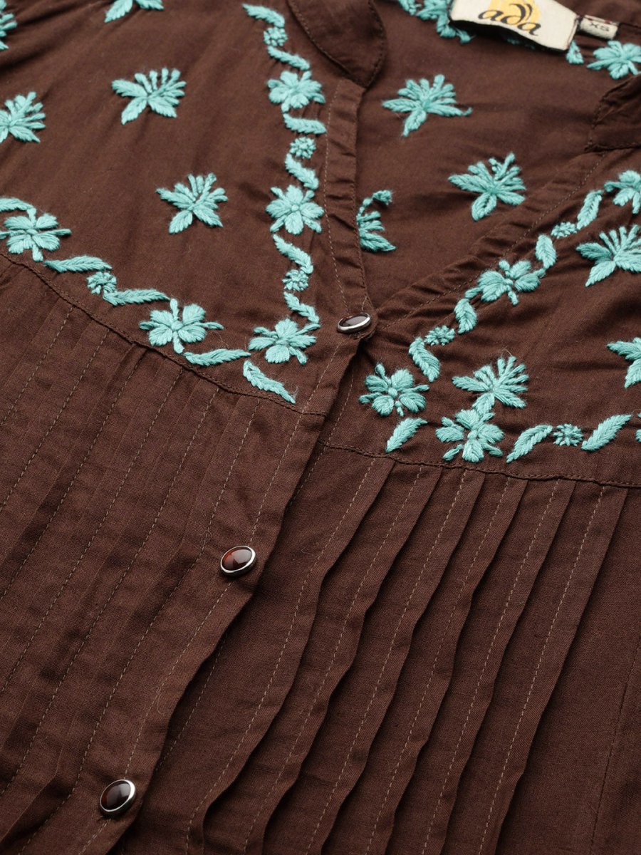 ADA Women Brown & Green Chikankari Embroidered Handloom Kurta with Trousers 