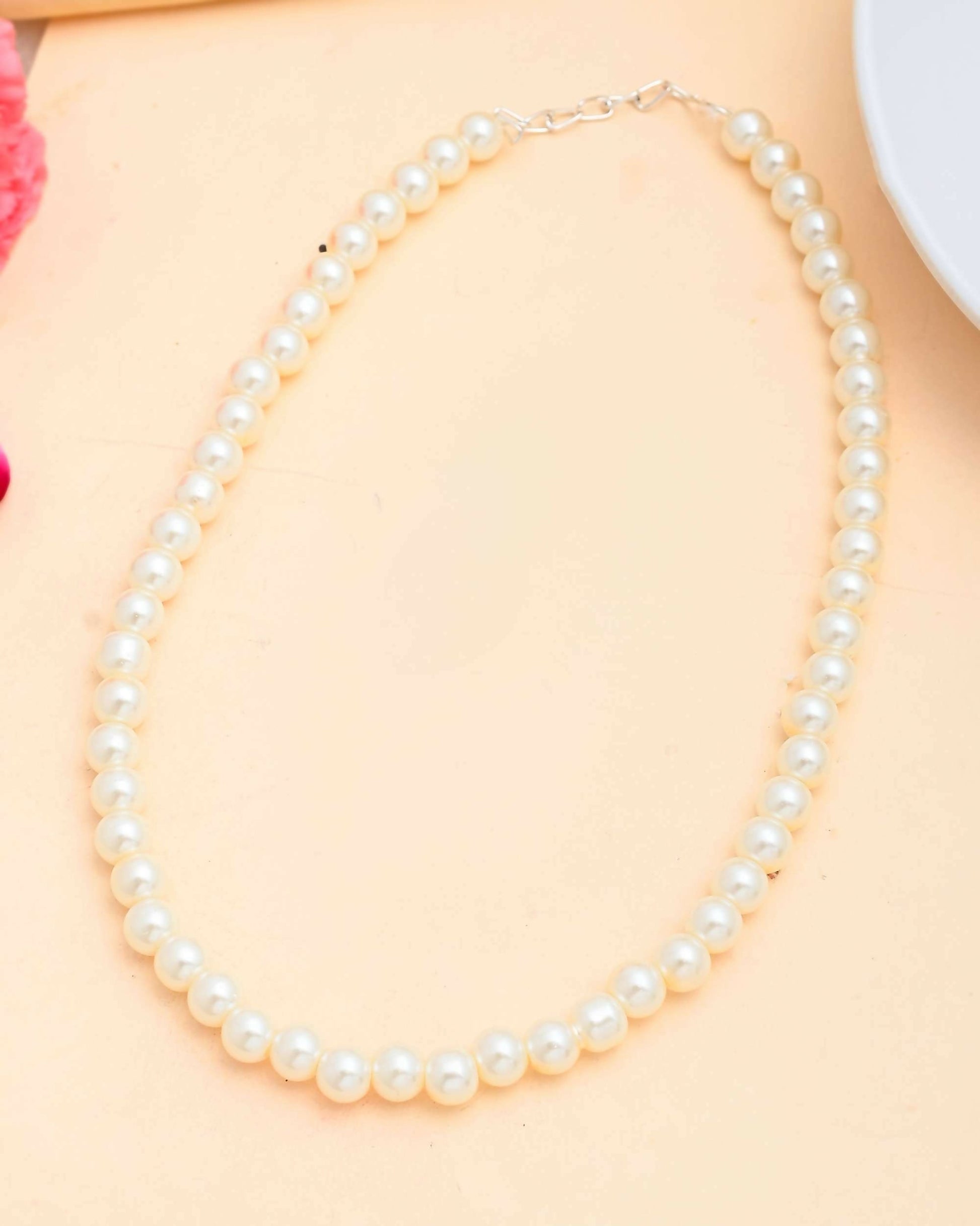 VOJ Pearl Beaded Necklace 